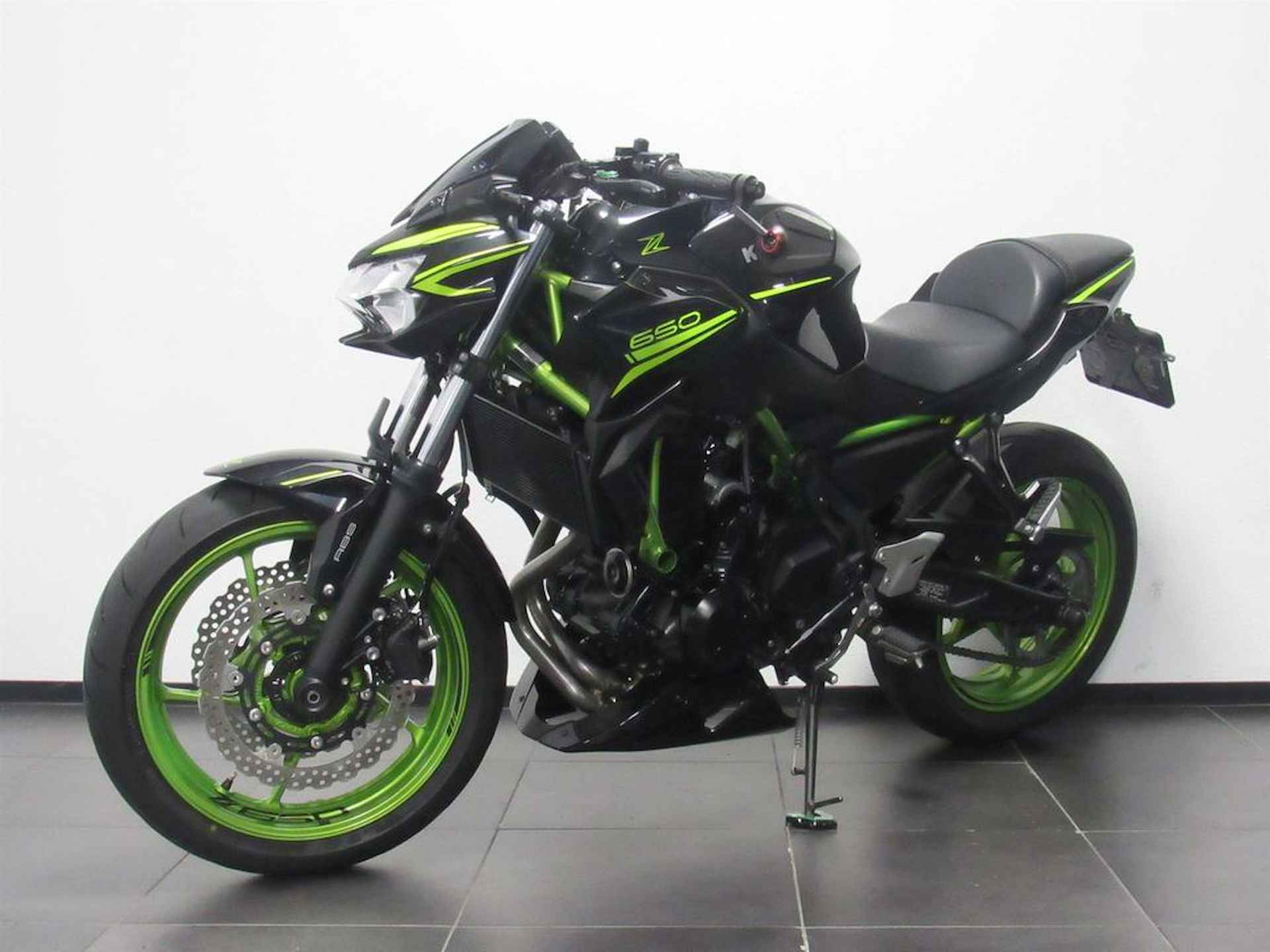 Kawasaki Z 650 ABS - 3/7