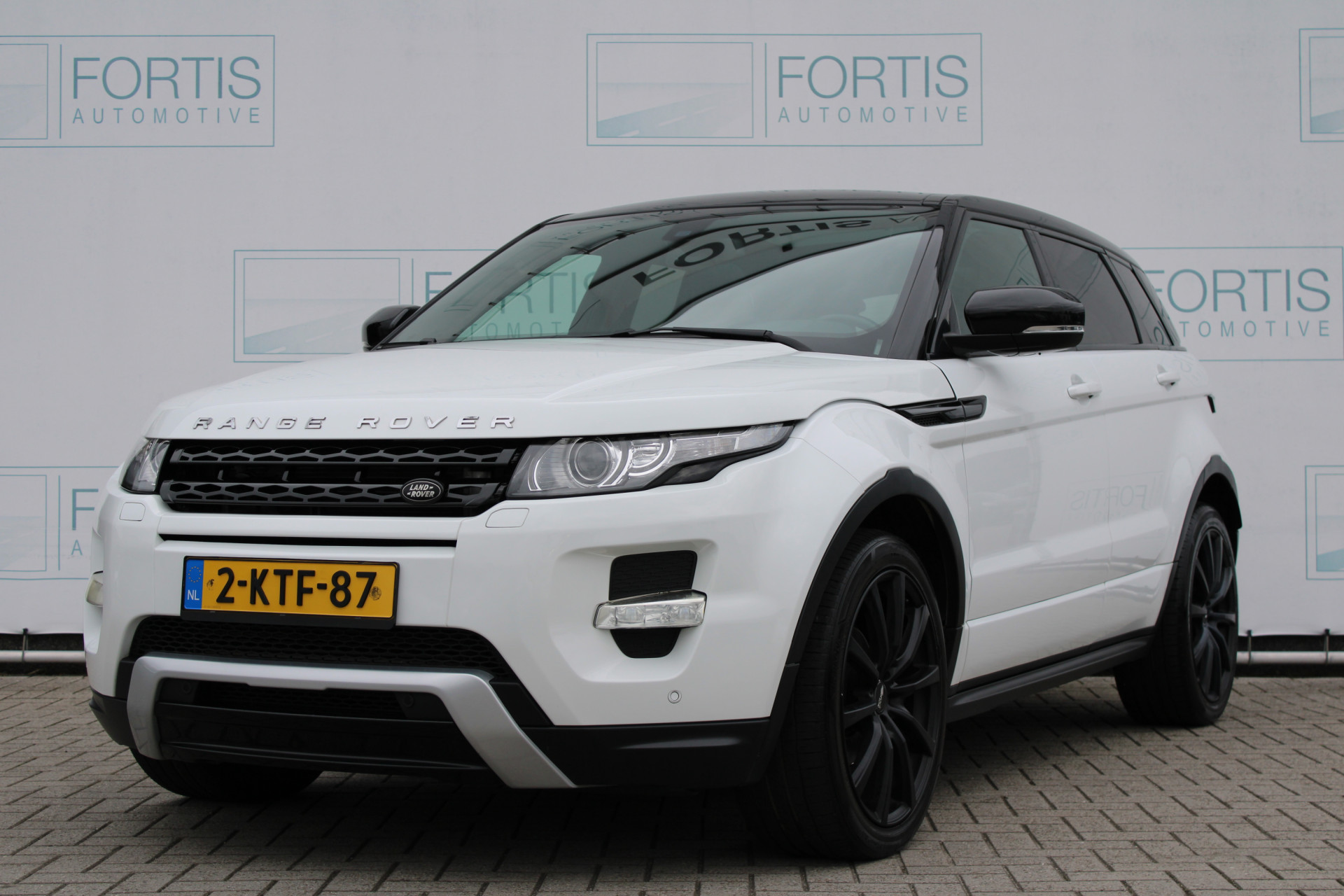 Land Rover Range Rover Evoque 2.2 SD4 4WD Pure LEDER | AUTOMAAT | PANODAK | STOELVERW |