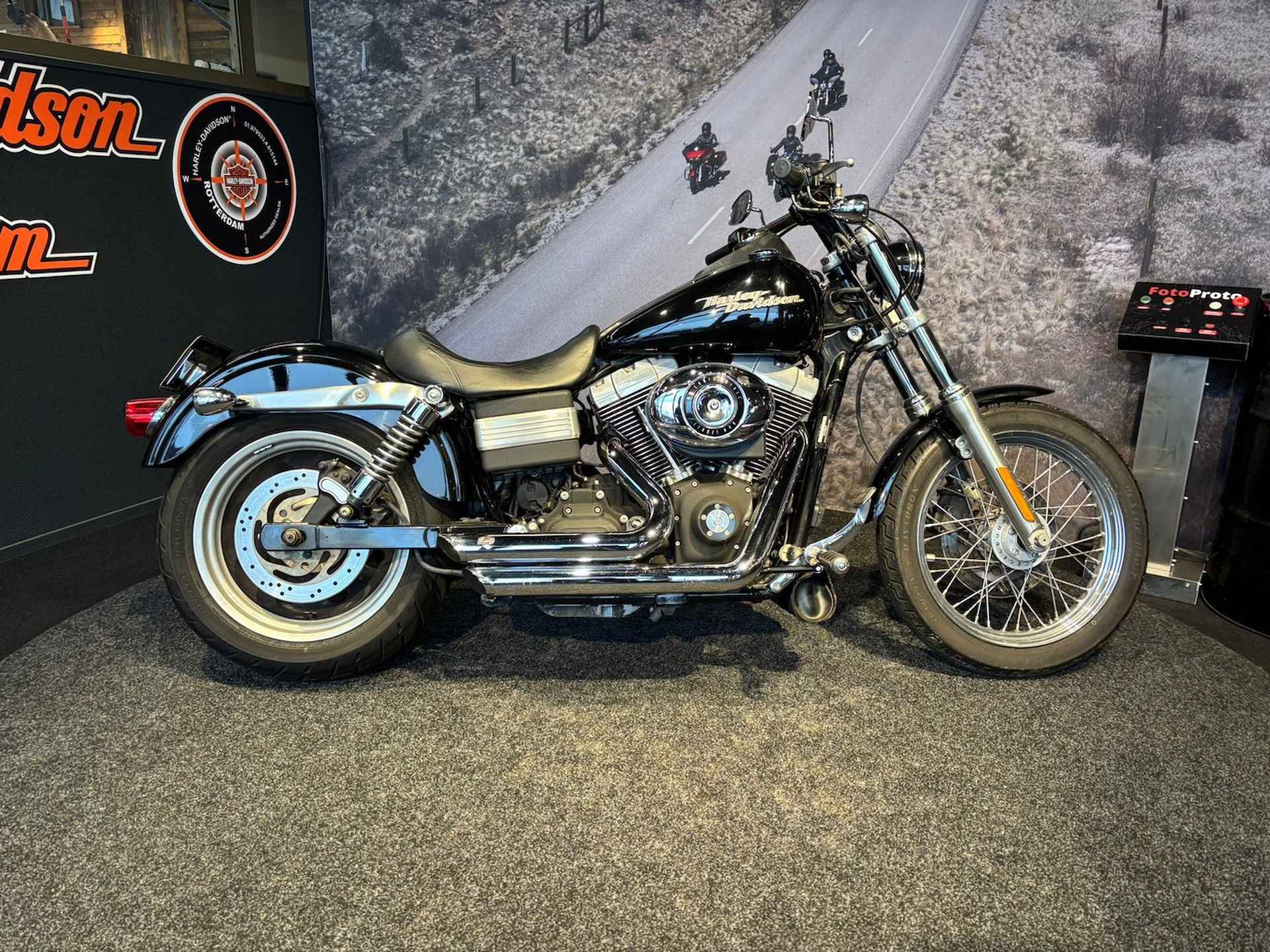 Harley-Davidson FXDB DYNA STREET BOB - 2/16