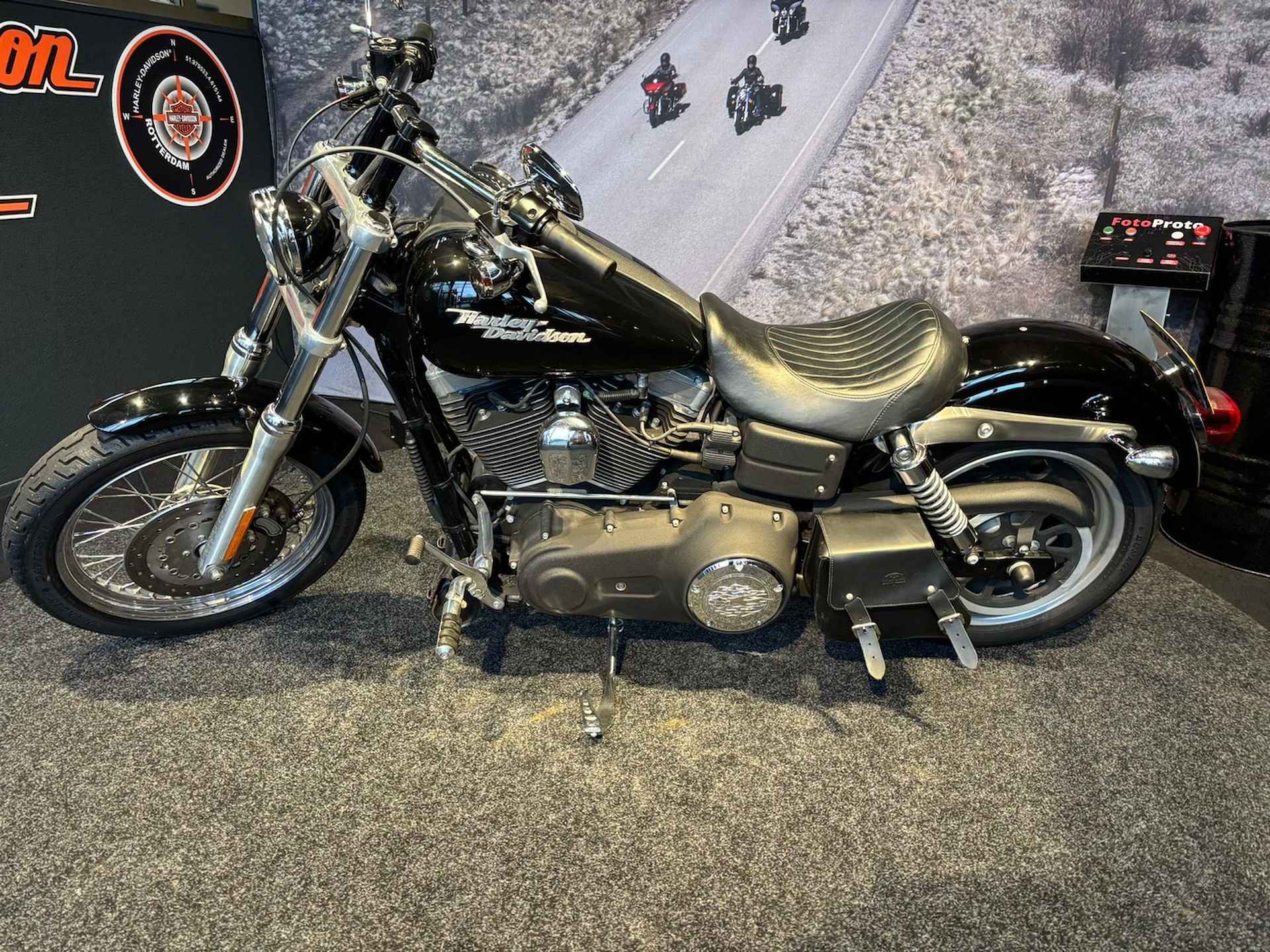 Harley-Davidson FXDB DYNA STREET BOB - 8/16