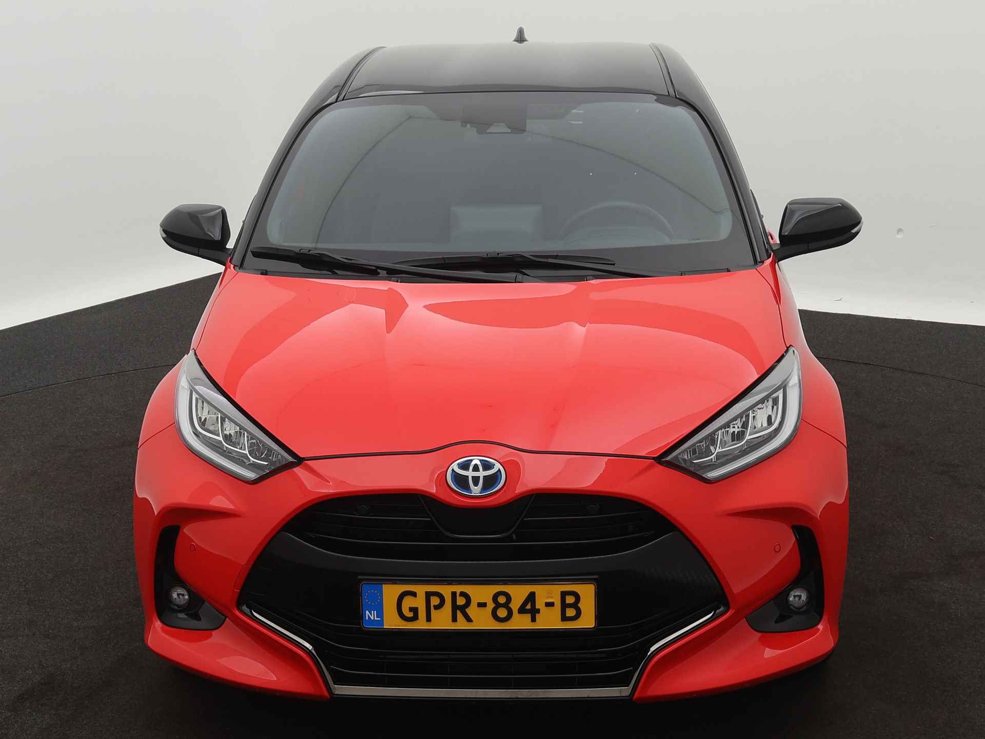 Toyota Yaris 1.5 Hybrid Executive Limited Stoelverwarming | Navigatie | Adaptive Cruise | - 28/46