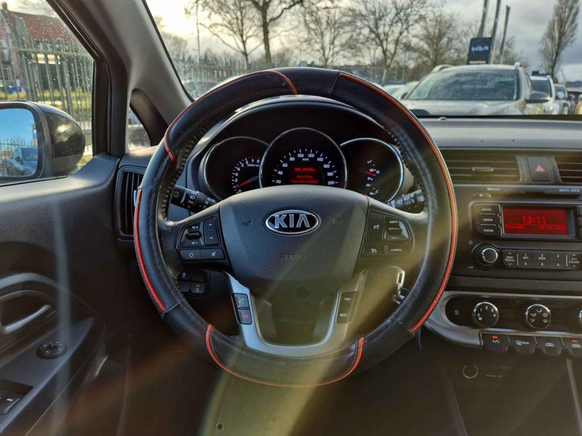 Kia Rio 1.2 CVVT BusinessLine | Airco | Elektrische ramen | Cruise Control | Trekhaak | - 14/20