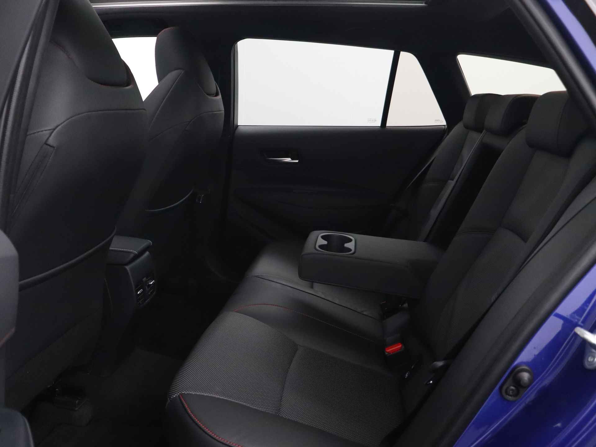 Toyota Corolla Touring Sports 2.0 High Power Hybrid GR Sport Plus | Panoramadak | JBL | Head-Up Display | Cloud Navigatie | Elektrische achterklep | Leder | - 20/44