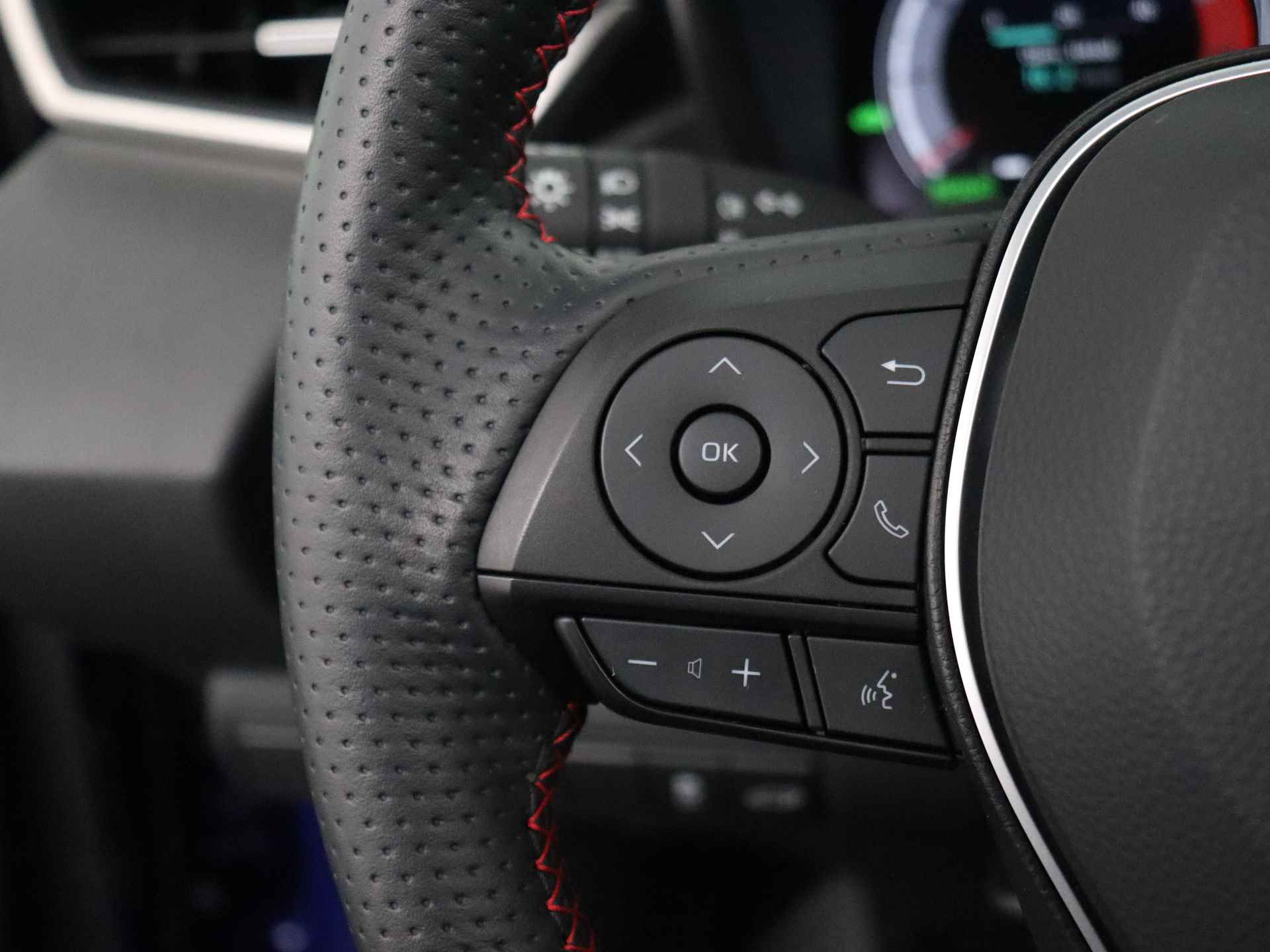 Toyota Corolla Touring Sports 2.0 High Power Hybrid GR Sport Plus | Panoramadak | JBL | Head-Up Display | Cloud Navigatie | Elektrische achterklep | Leder | - 21/44