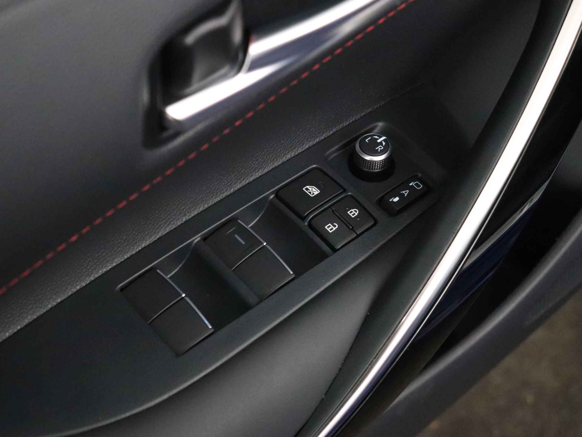 Toyota Corolla Touring Sports 2.0 High Power Hybrid GR Sport Plus | Panoramadak | JBL | Head-Up Display | Cloud Navigatie | Elektrische achterklep | Leder | - 31/44
