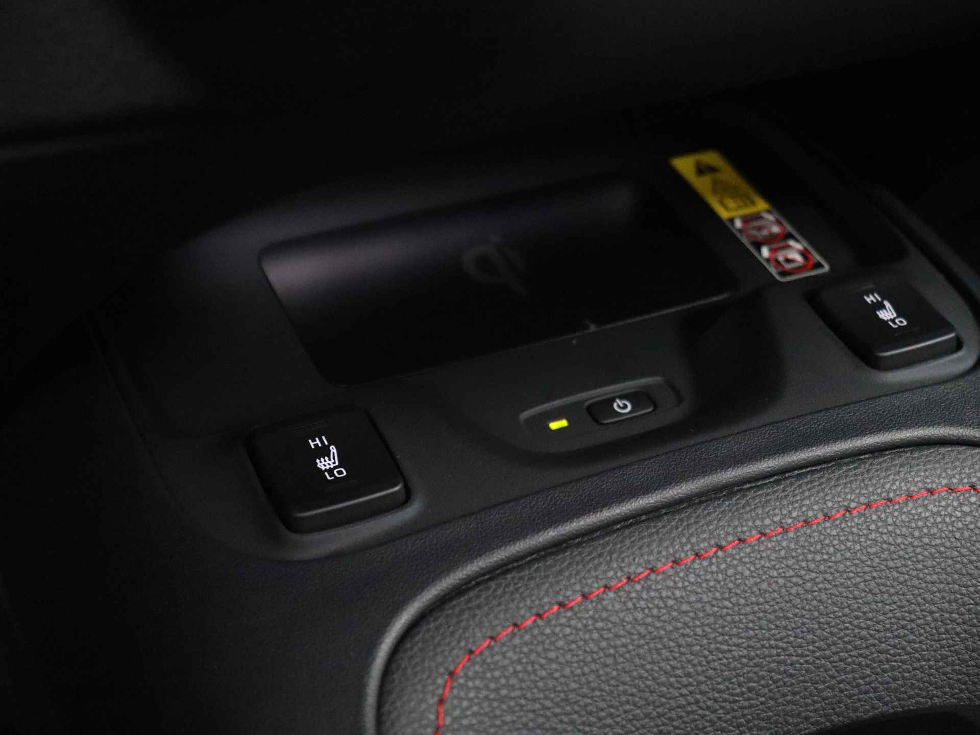 Toyota Corolla Touring Sports 2.0 High Power Hybrid GR Sport Plus | Panoramadak | JBL | Head-Up Display | Cloud Navigatie | Elektrische achterklep | Leder | - 32/44