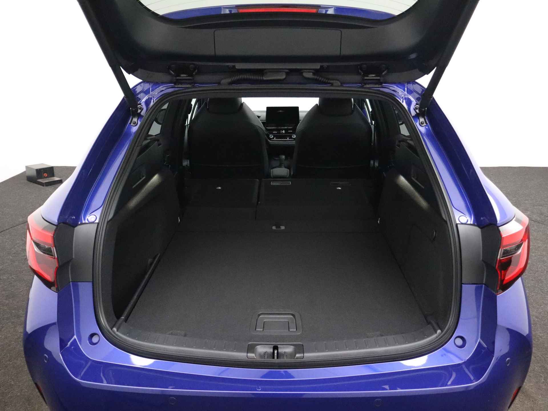 Toyota Corolla Touring Sports 2.0 High Power Hybrid GR Sport Plus | Panoramadak | JBL | Head-Up Display | Cloud Navigatie | Elektrische achterklep | Leder | - 39/44