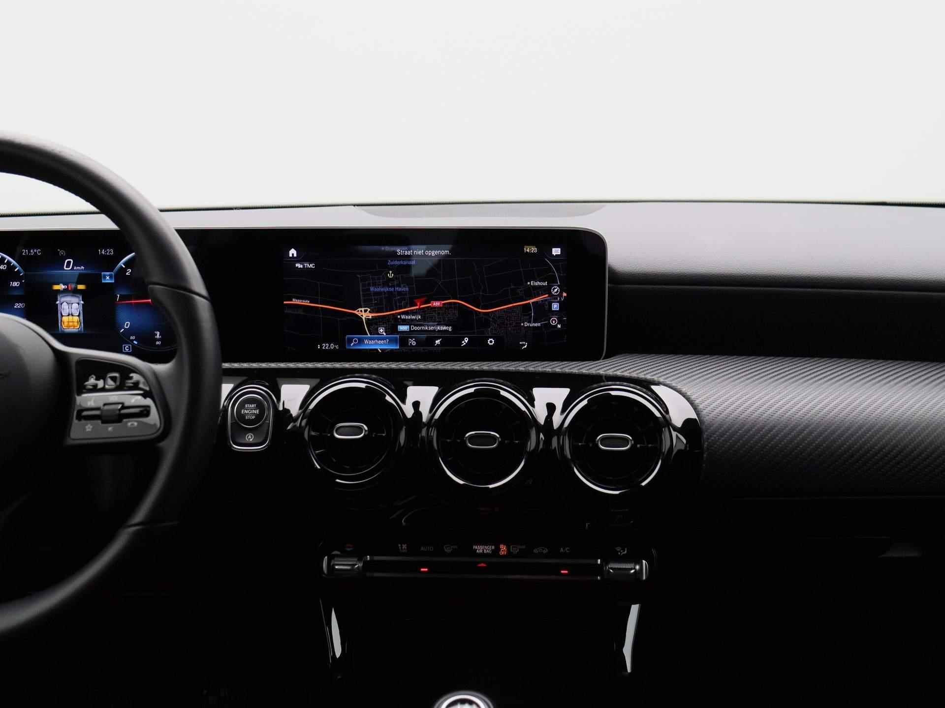 Mercedes-Benz A-klasse 180 d Advantage | Navi | Cruise | PDC V+A | Keyless | Camera | Wide Screen | Comfortstoelen | Style Pack | - 9/41