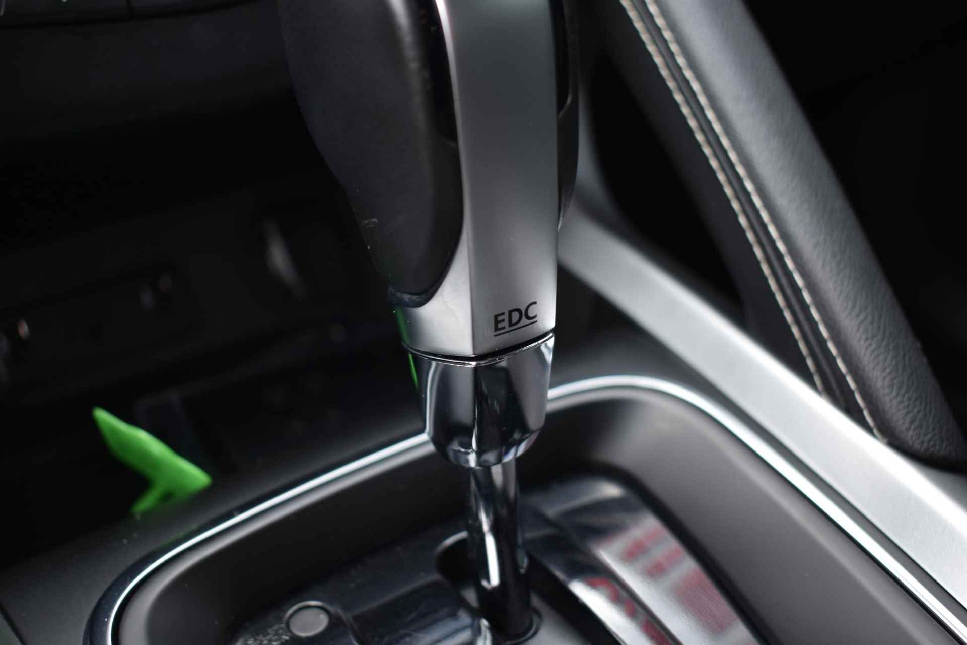 Renault Kadjar 1.2 TCe Bose 130pk | Automaat | Navigatie | Parkeersensoren | Achteruitrijcamera | LED Koplampen | LMV 19'' - 25/38