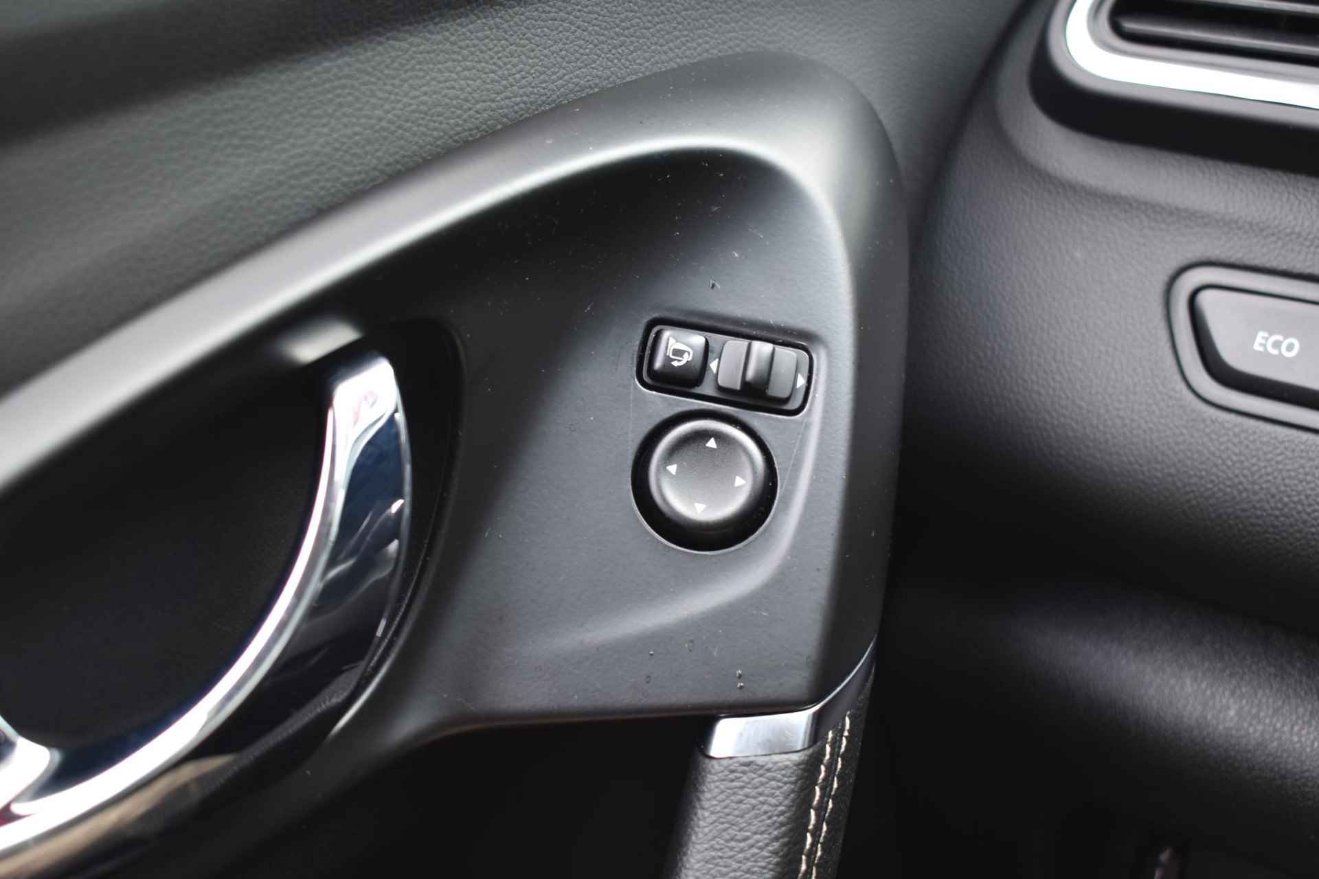 Renault Kadjar 1.2 TCe Bose 130pk | Automaat | Navigatie | Parkeersensoren | Achteruitrijcamera | LED Koplampen | LMV 19'' - 36/38