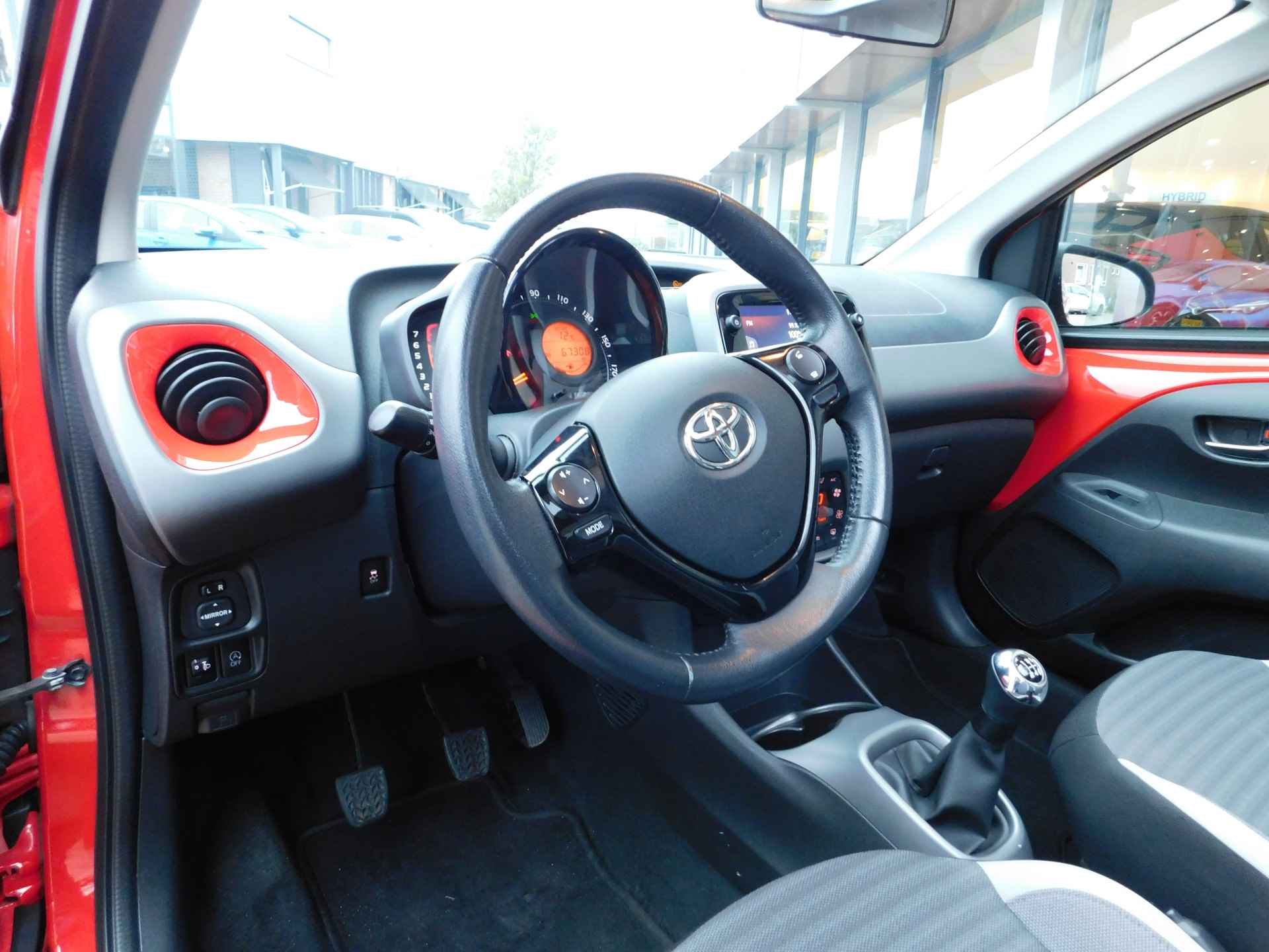 Toyota Aygo 1.0 VVT-i x-cite | Open Dak | Apple Carplay Android Auto| - 20/42