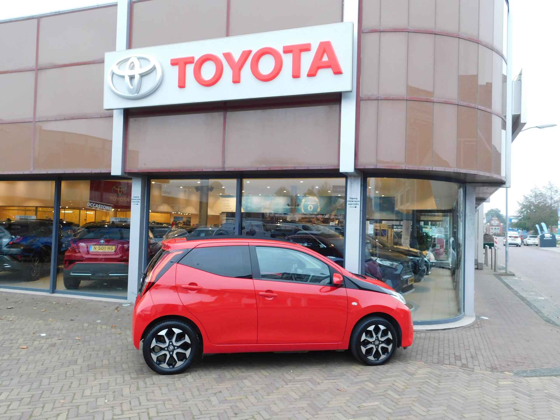 Toyota Aygo 1.0 VVT-i x-cite | Open Dak | Apple Carplay Android Auto| - 31/42