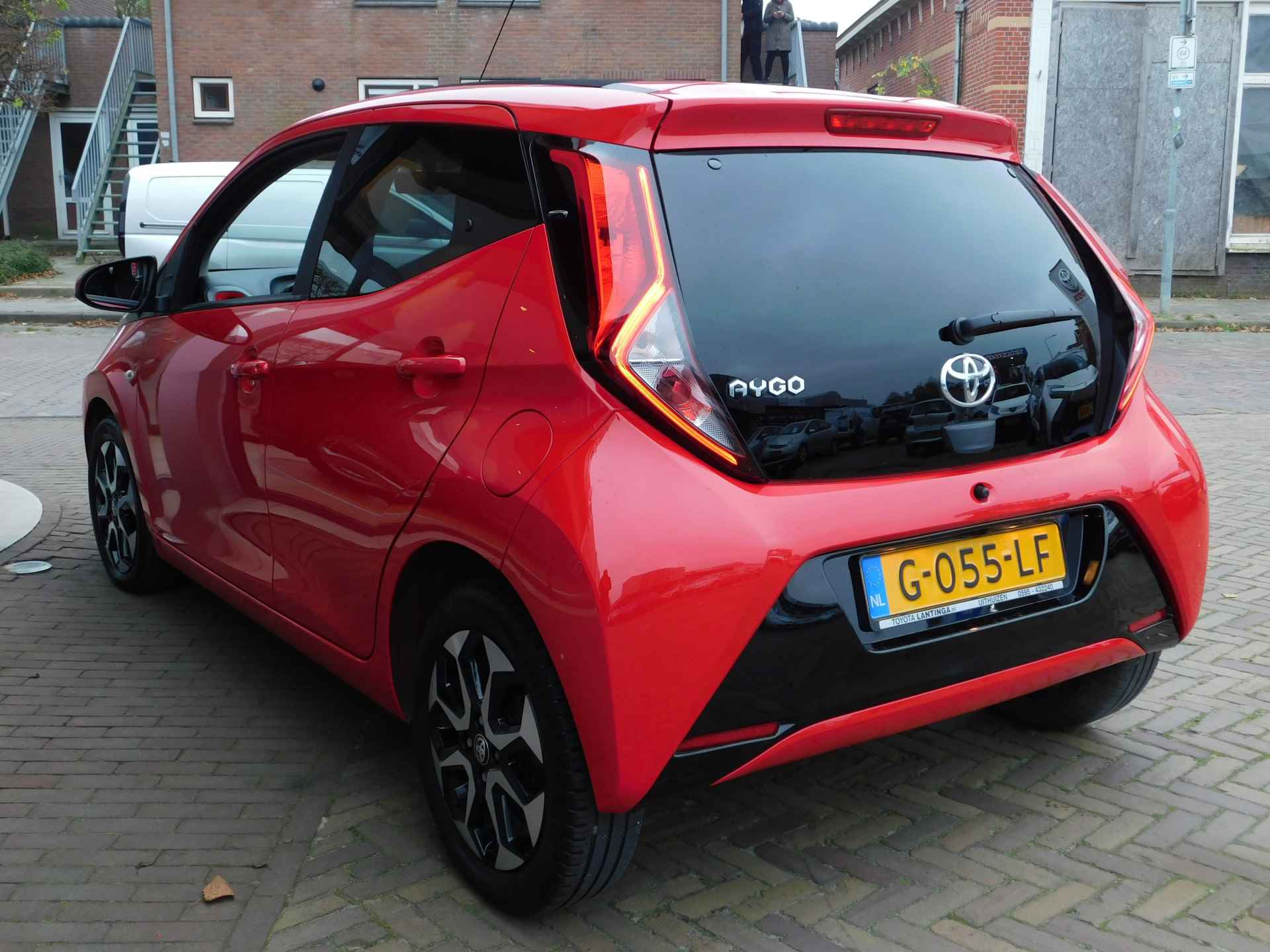 Toyota Aygo 1.0 VVT-i x-cite | Open Dak | Apple Carplay Android Auto| - 36/42