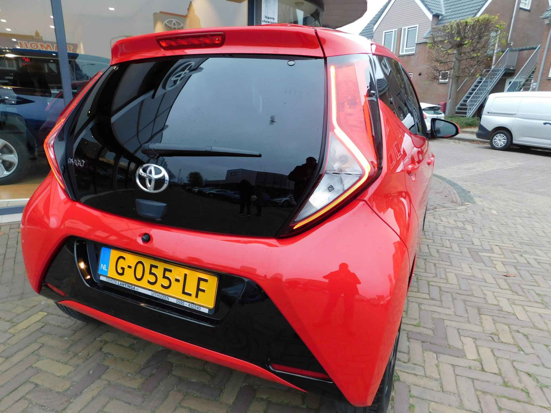 Toyota Aygo 1.0 VVT-i x-cite | Open Dak | Apple Carplay Android Auto| - 42/42