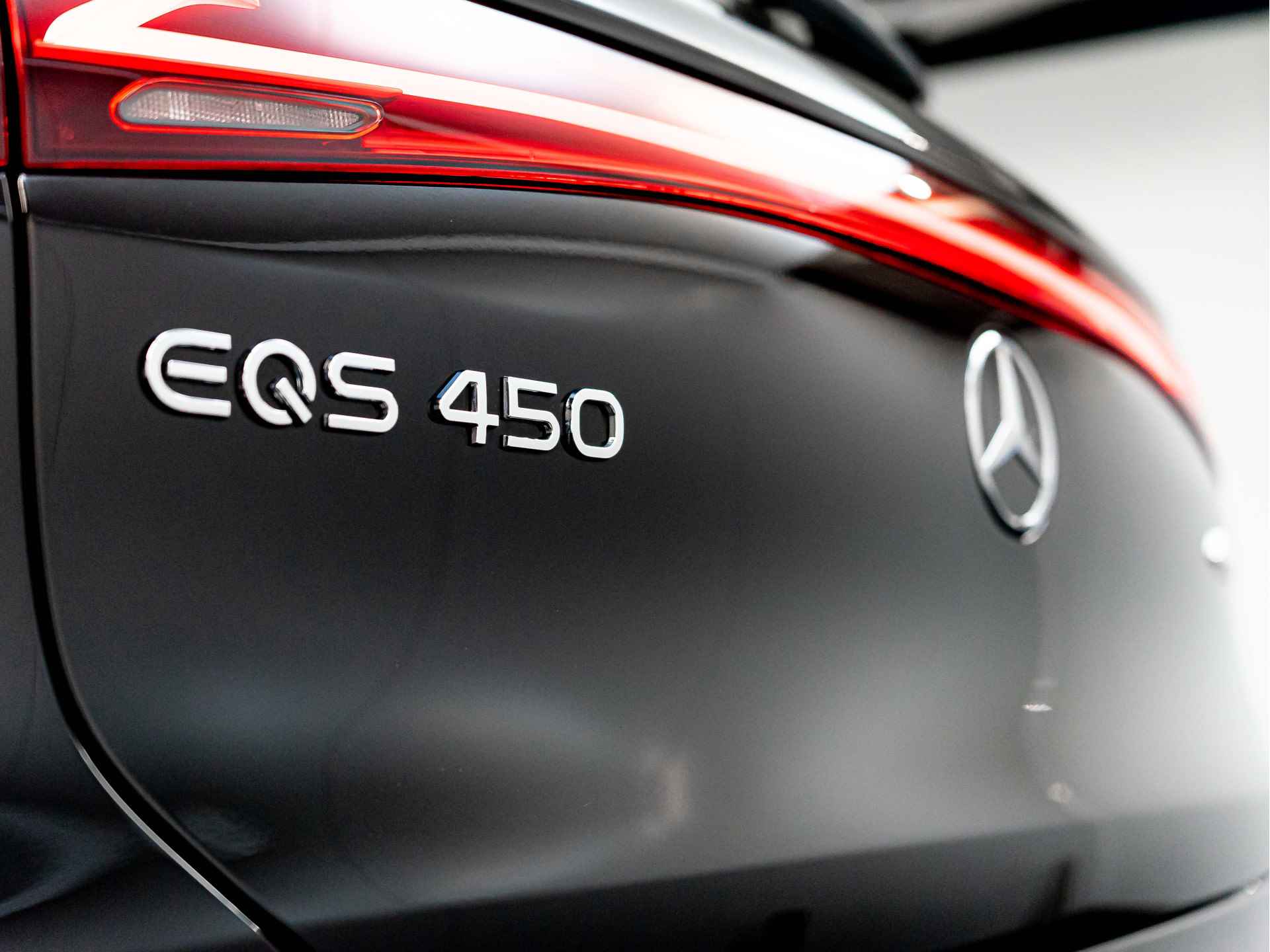 Mercedes-Benz EQS SUV 450 4MATIC AMG Line | Hyperscreen | Premium Plus - 34/44