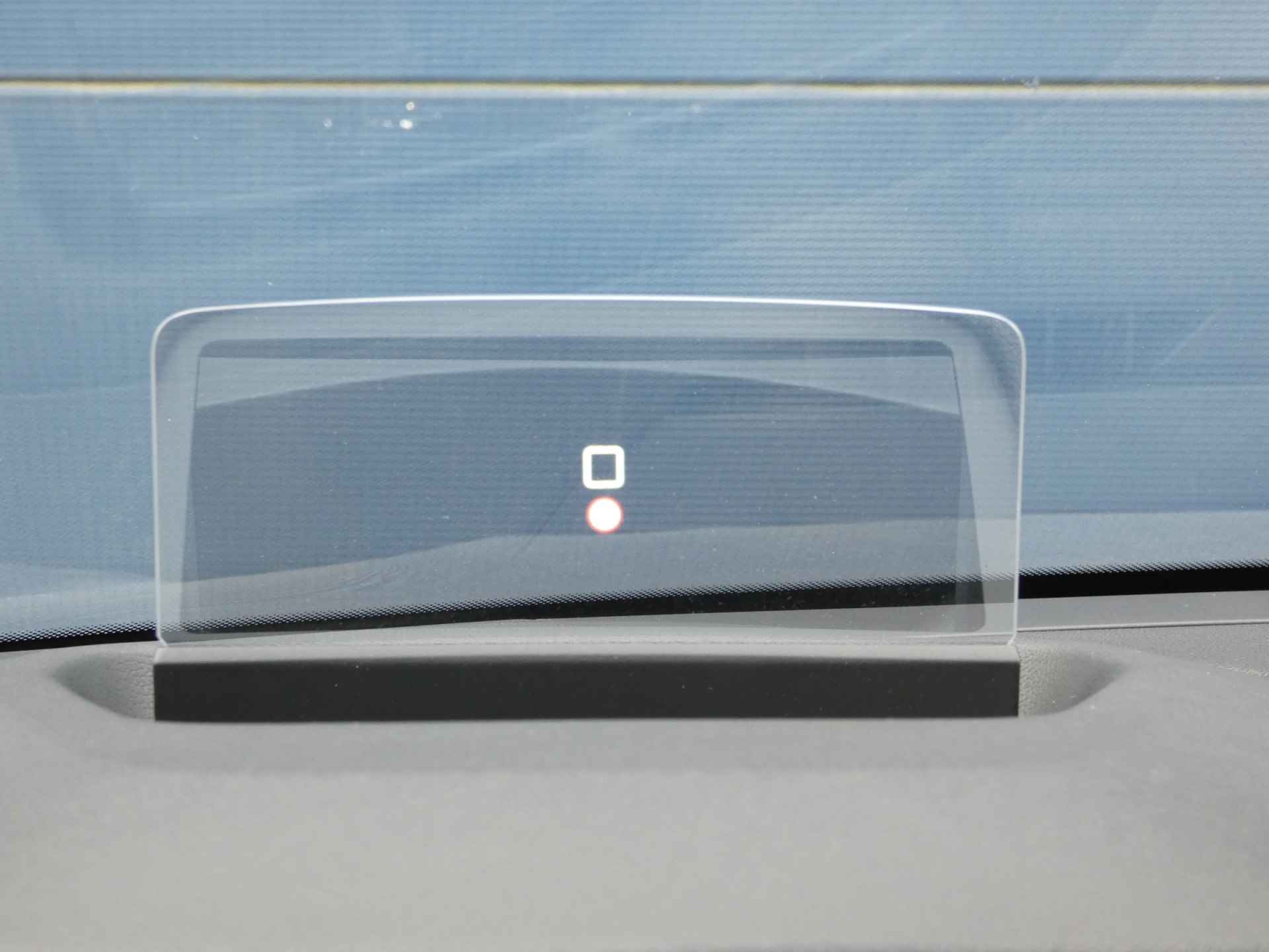 Citroën Ë-C4 Shine 50 kWh Camera |Stoelverwarming | 3-FaseLaden | Navigatie | Parkeercamera - 24/45