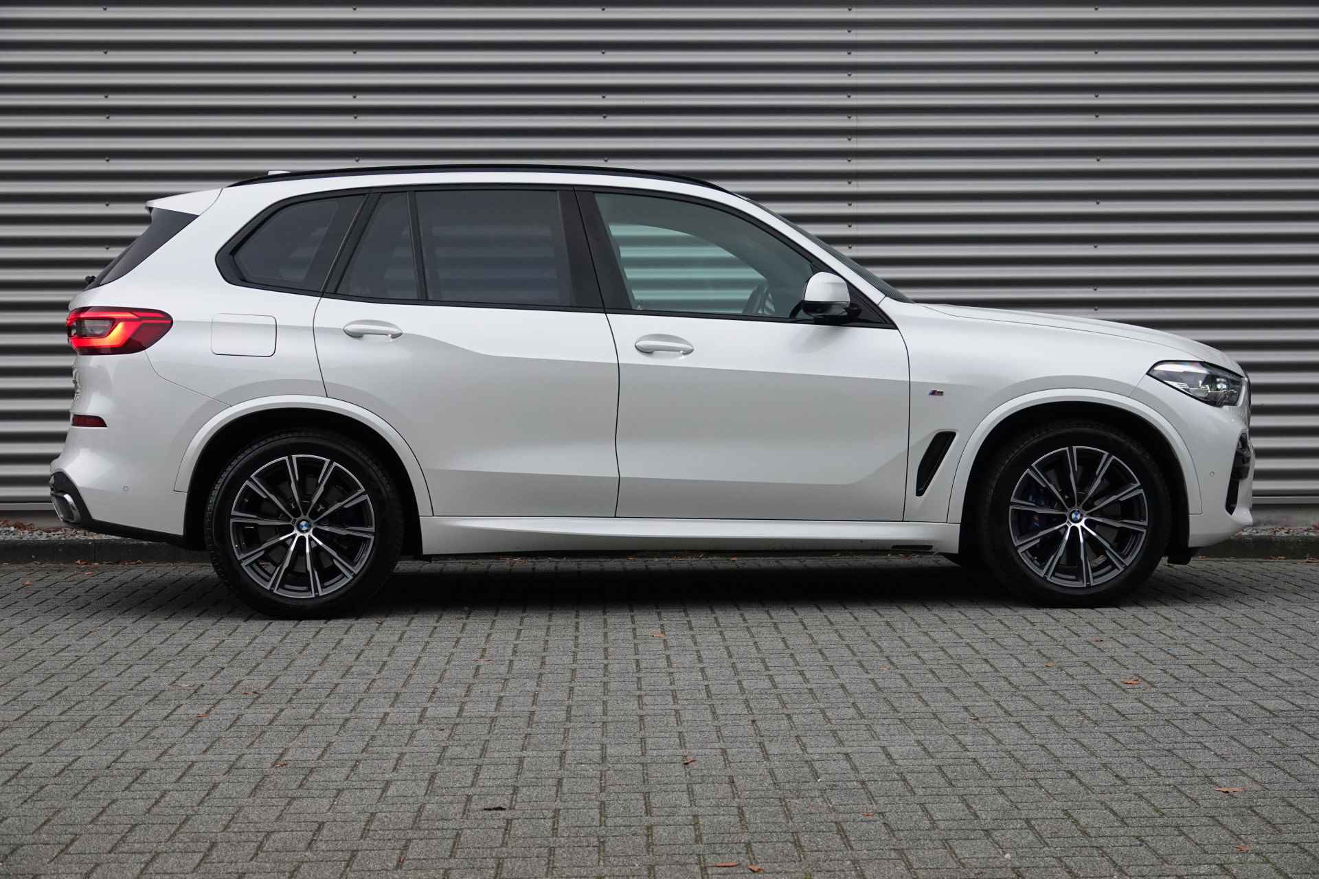 BMW X5 xDrive45e High Executive M-Sport | Pano | ACC | Luchtvering | Soft Close | HUD | H&K | - 12/43