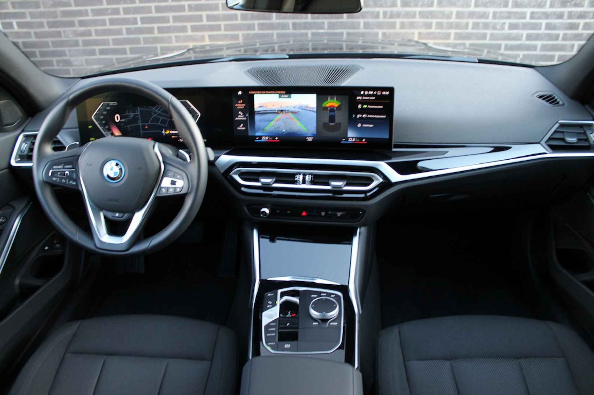 BMW 3-serie Touring 320e - Wide Screen - Elektrische stoelen + Memory - 3/51