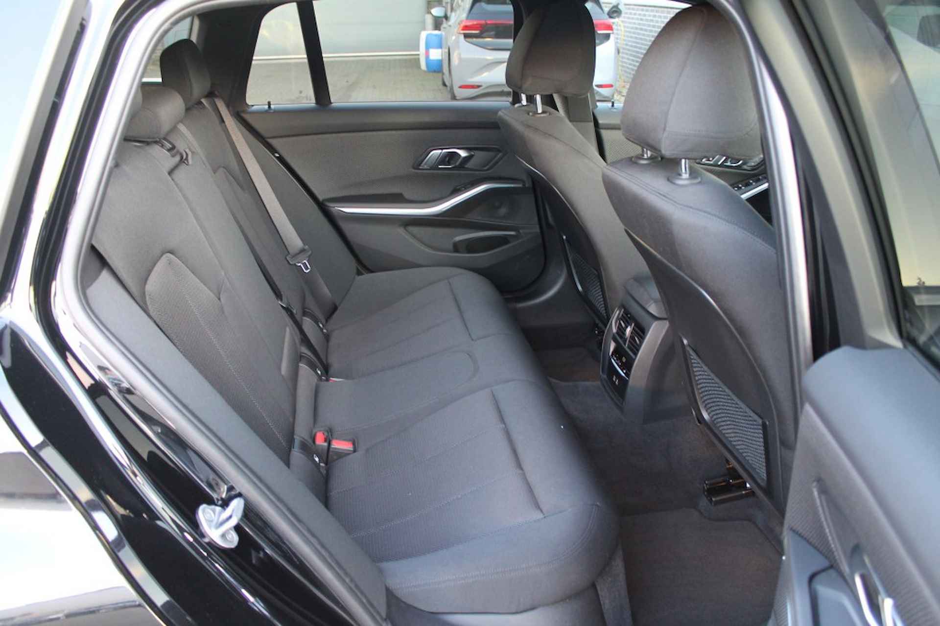 BMW 3-serie Touring 320e - Wide Screen - Elektrische stoelen + Memory - 14/51