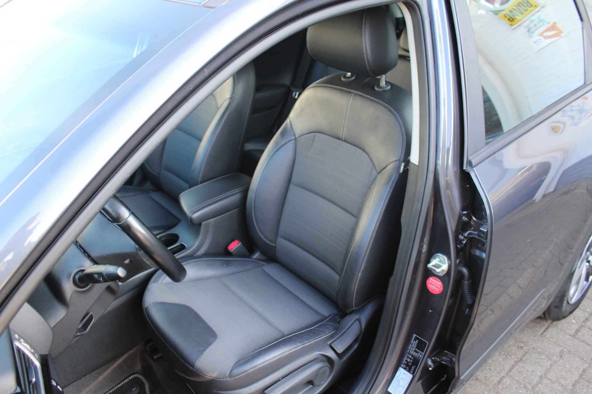 Kia Niro 1.6 GDi Hybride DynamicLine - 10/27