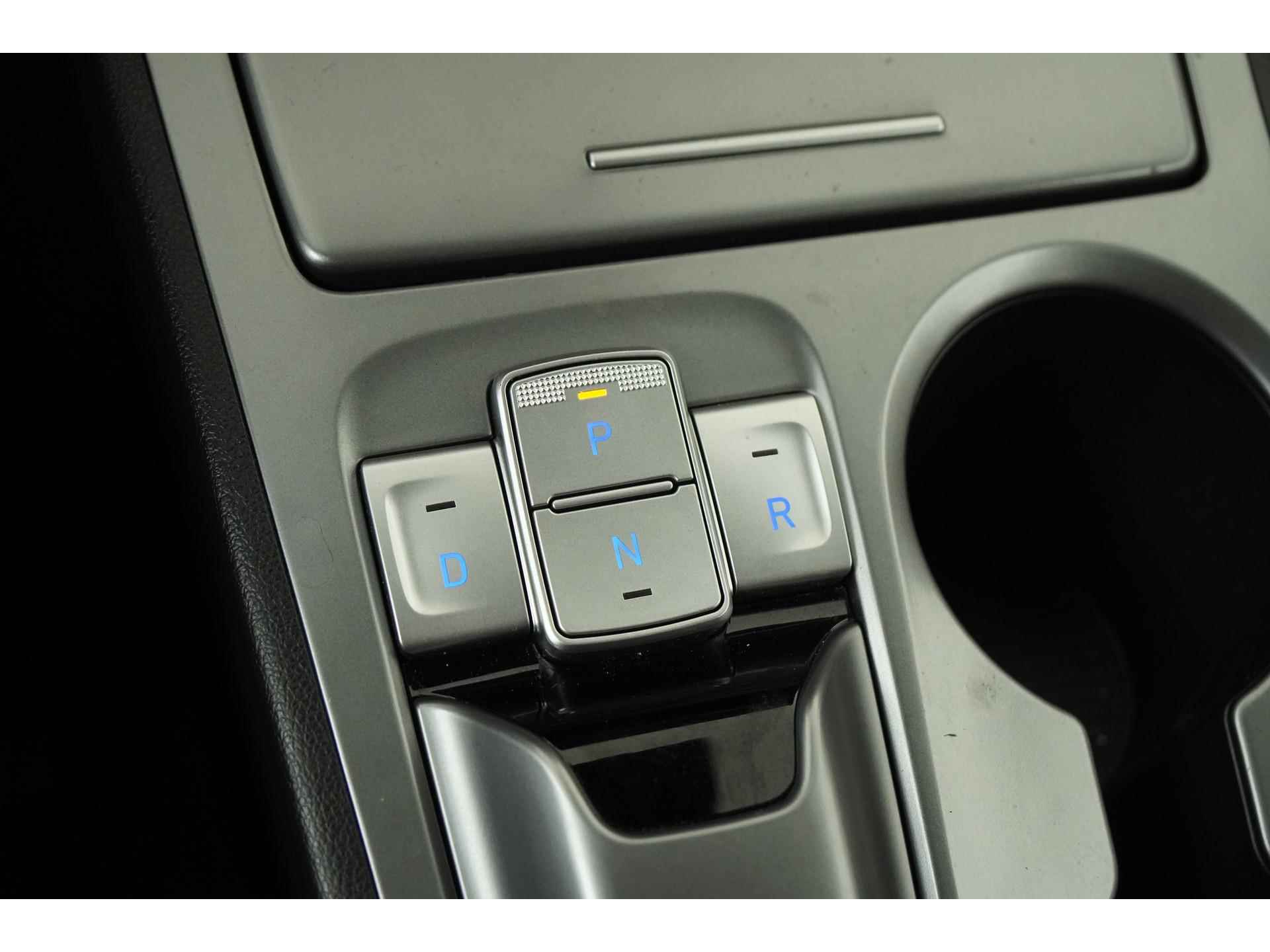 Hyundai KONA EV 39 kWh | na subsidie 17395 | Navigatie | Stoelverwarming | Zondag Open! - 11/45