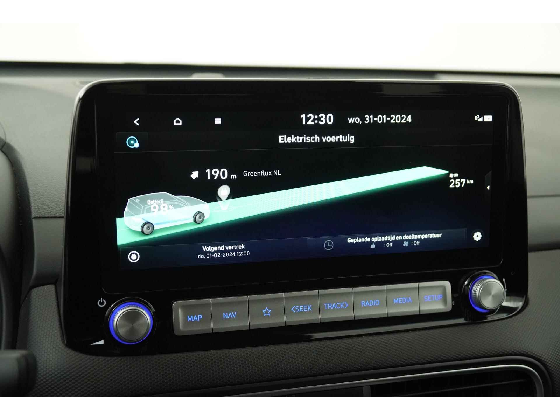 Hyundai KONA EV 39 kWh | na subsidie 17395 | Navigatie | Stoelverwarming | Zondag Open! - 17/45