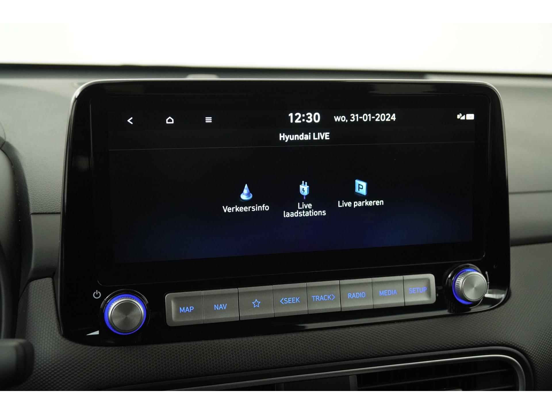 Hyundai KONA EV 39 kWh | na subsidie 17395 | Navigatie | Stoelverwarming | Zondag Open! - 18/45