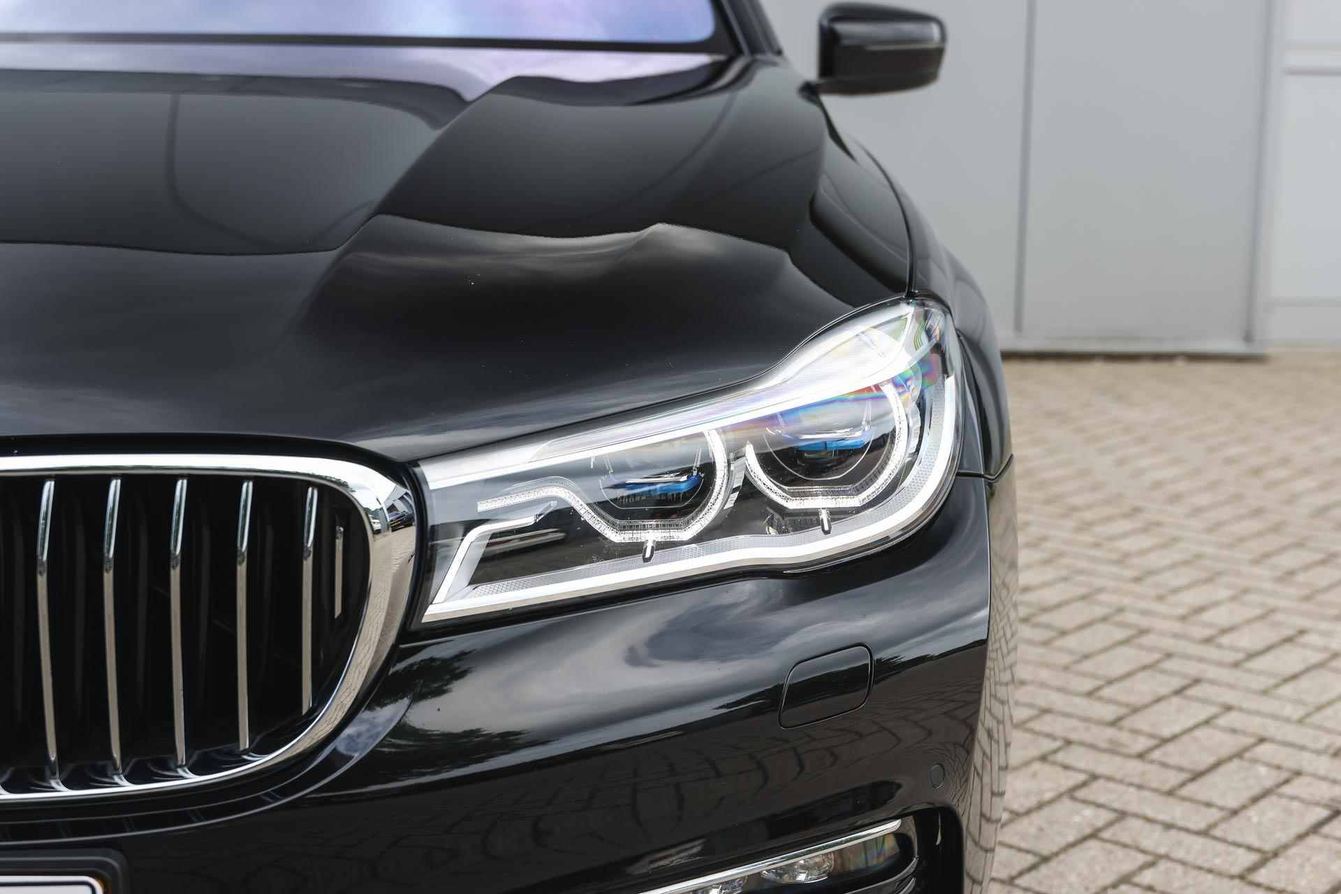 BMW 7 Serie 750Ld xDrive High Executive / Panoramadak Sky Lounge / Active Steering / Stoelventilatie / Massagefunctie / Bowers & Wilkins / Laserlicht / Surround View / Remote Parking - 40/48