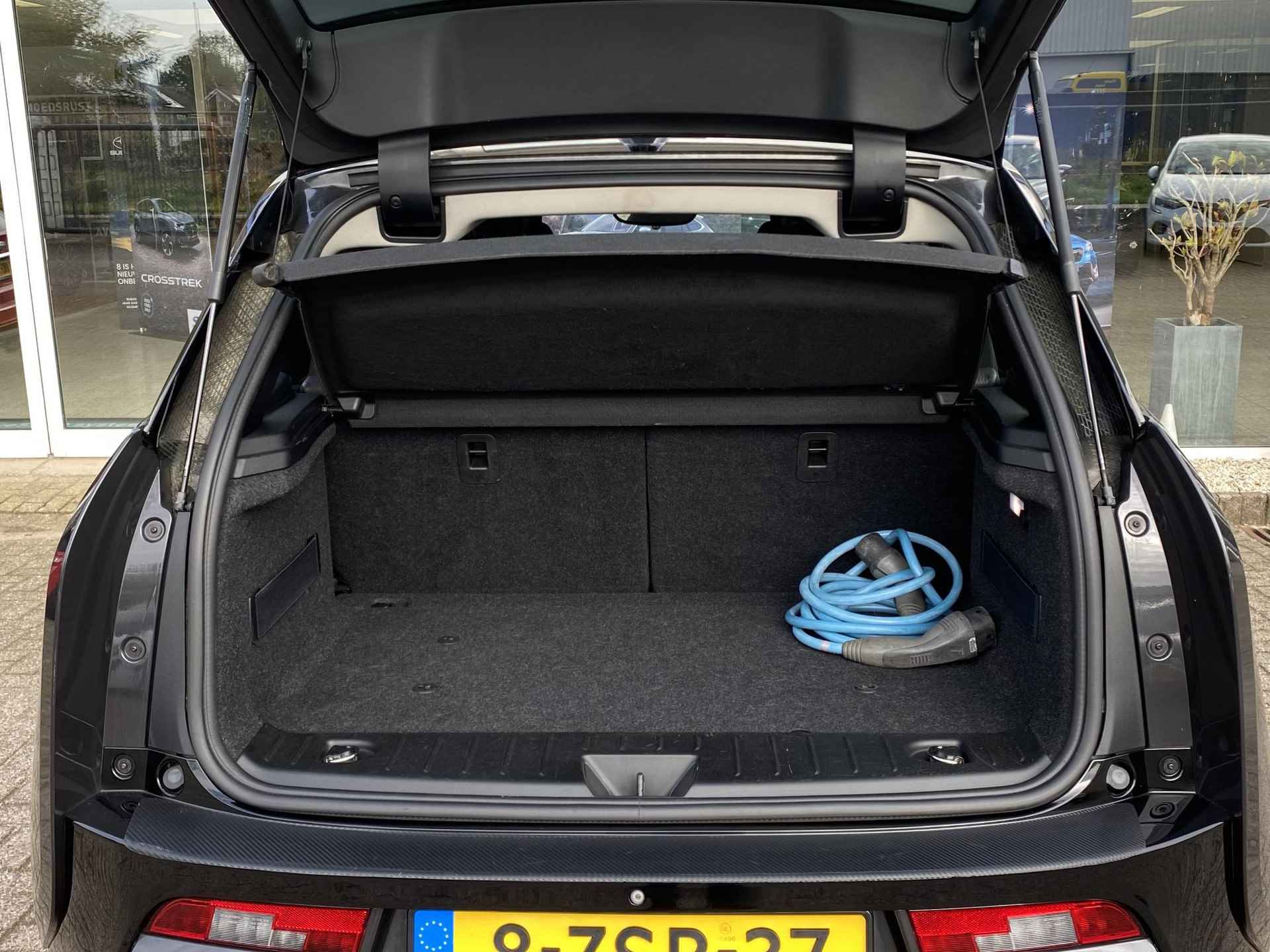 BMW i3 Range Extender Comfort | Adaptieve Cruise control | Navigatie | Achteruitrijcamera | Lederen bekleding | Verwarmde Voorstoelen | Panoramadak | - 10/38