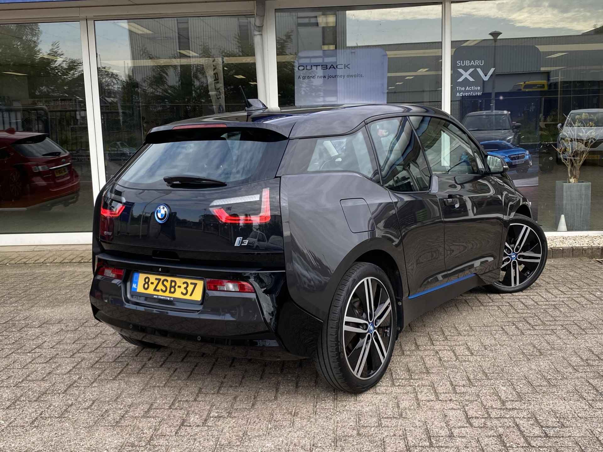 BMW i3 Range Extender Comfort | Adaptieve Cruise control | Navigatie | Achteruitrijcamera | Lederen bekleding | Verwarmde Voorstoelen | Panoramadak | - 16/38