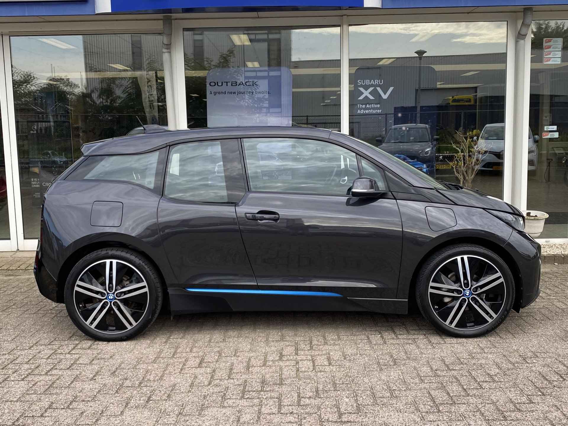 BMW i3 Range Extender Comfort | Adaptieve Cruise control | Navigatie | Achteruitrijcamera | Lederen bekleding | Verwarmde Voorstoelen | Panoramadak | - 26/38