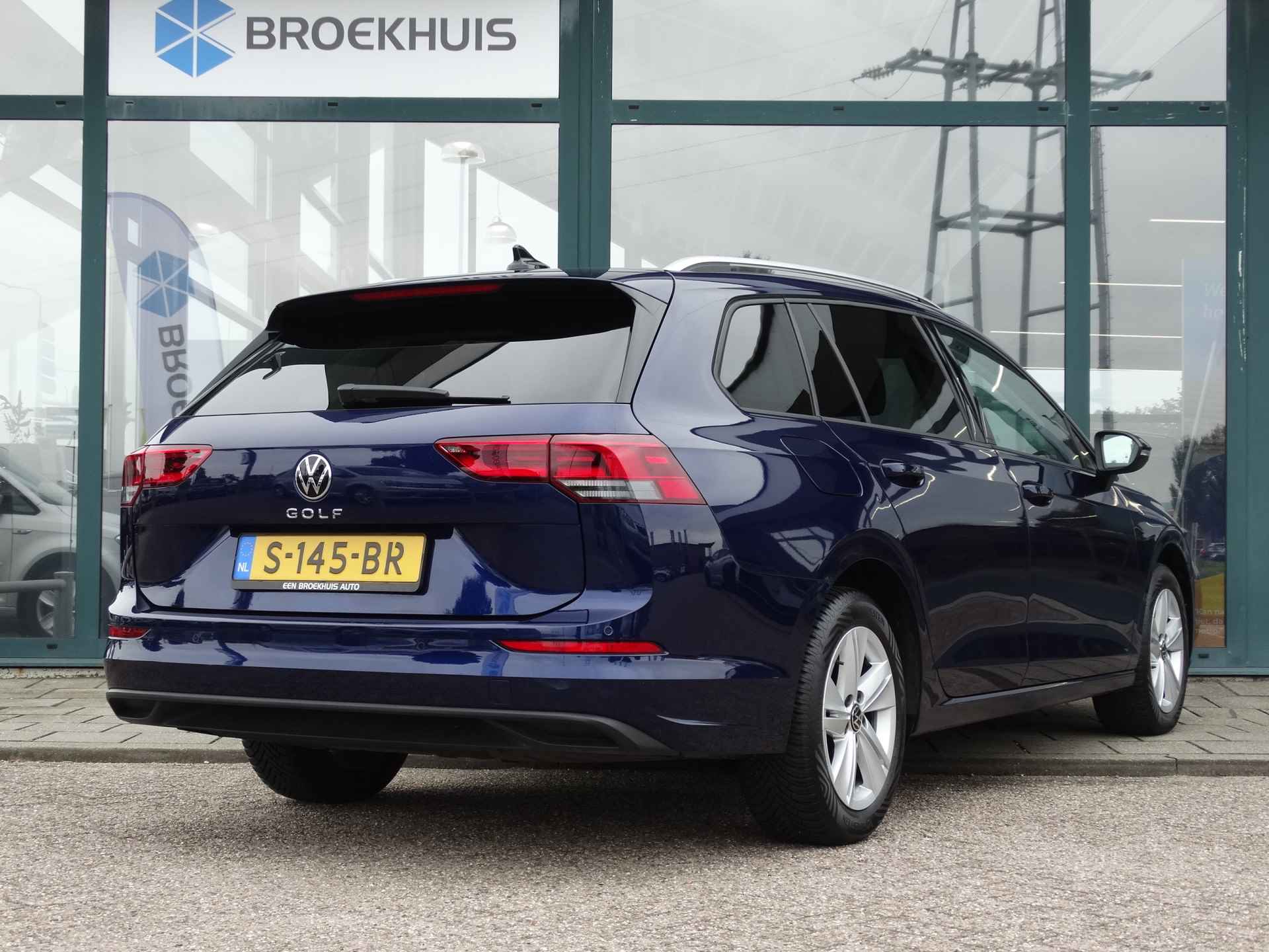 Volkswagen GOLF Variant 1.0 TSI 110PK Life | Navigatie | Carplay \ Android Auto | Climate Control - 4/27