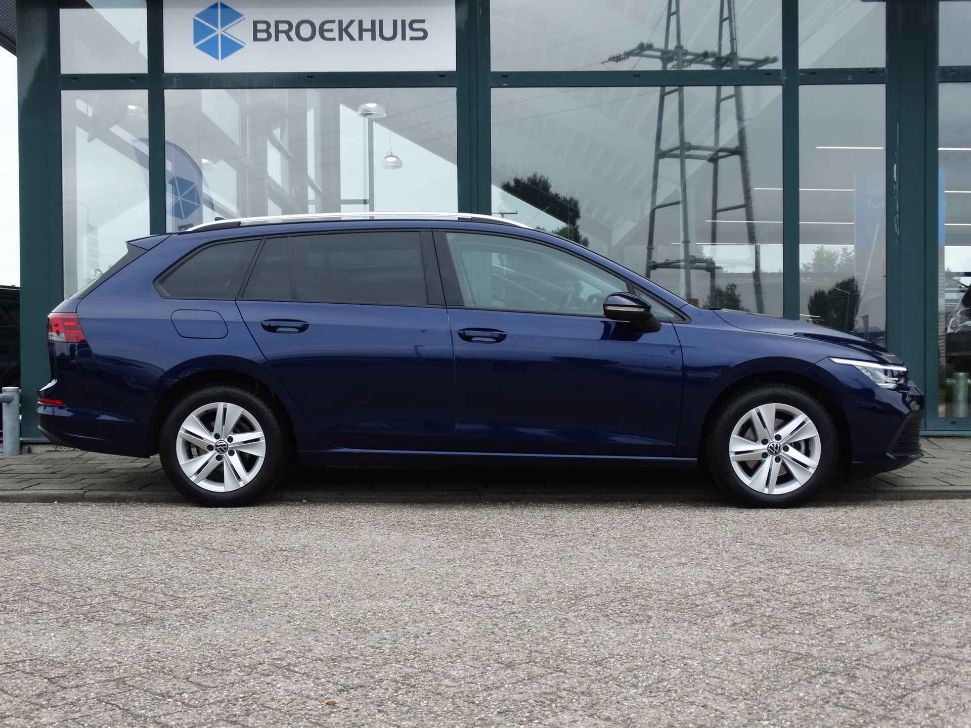 Volkswagen GOLF Variant 1.0 TSI 110PK Life | Navigatie | Carplay \ Android Auto | Climate Control - 7/27