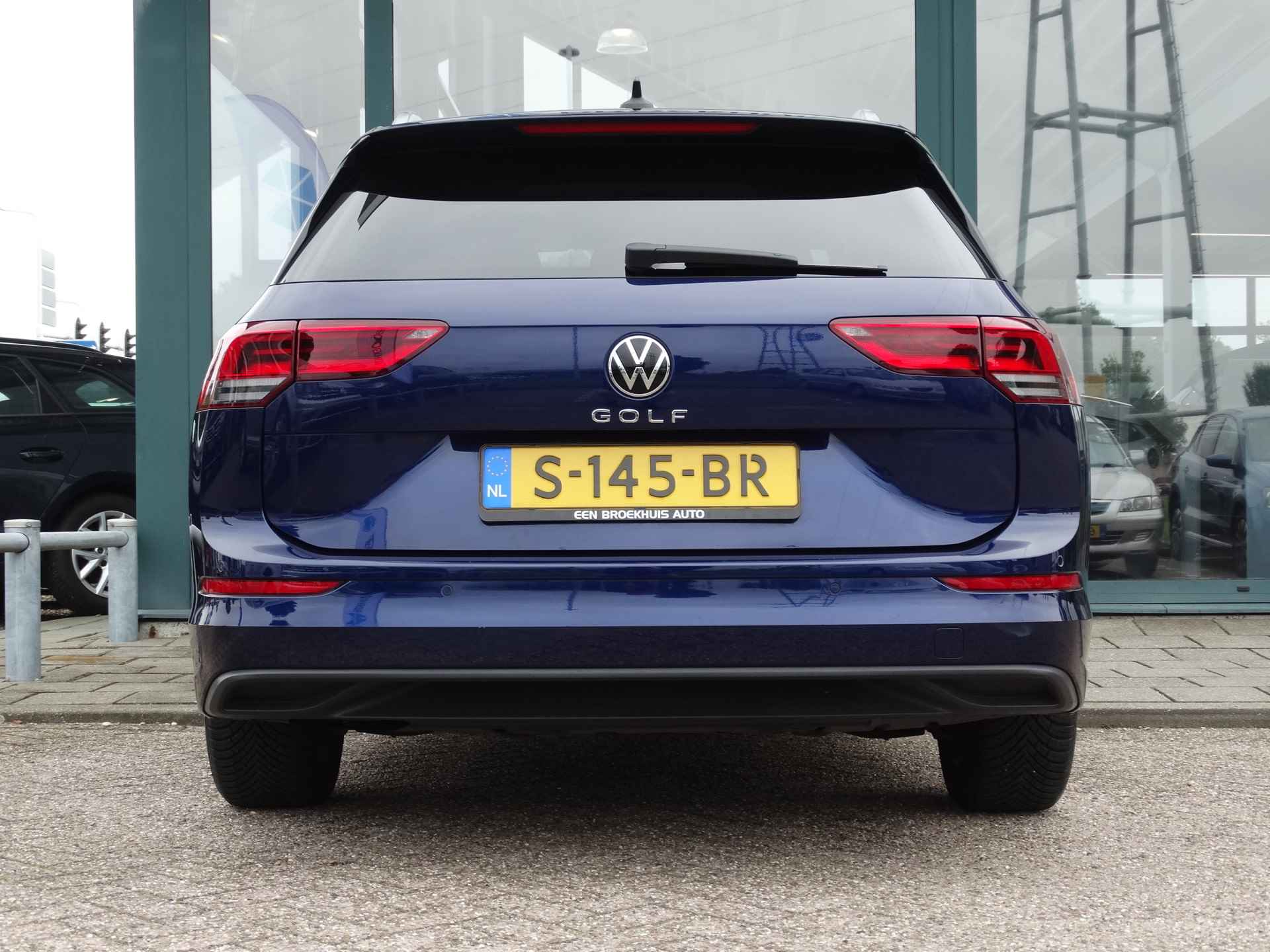 Volkswagen GOLF Variant 1.0 TSI 110PK Life | Navigatie | Carplay \ Android Auto | Climate Control - 10/27