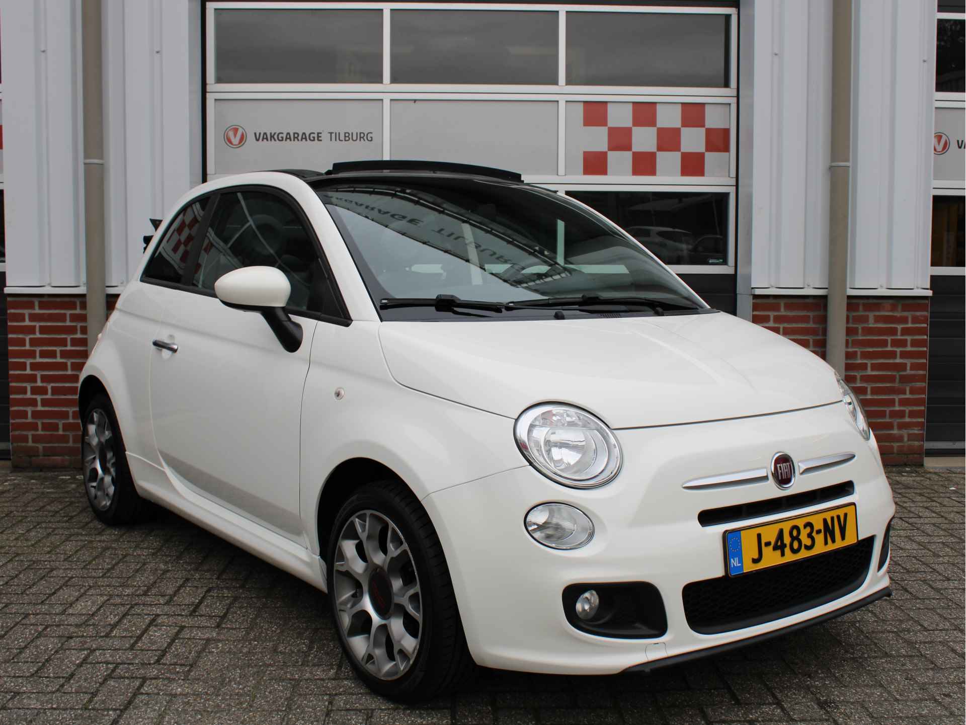 Fiat 500C 1.2 Lounge Sport Airco/Bluetooth/Halfleer/16inchLMV - 3/50