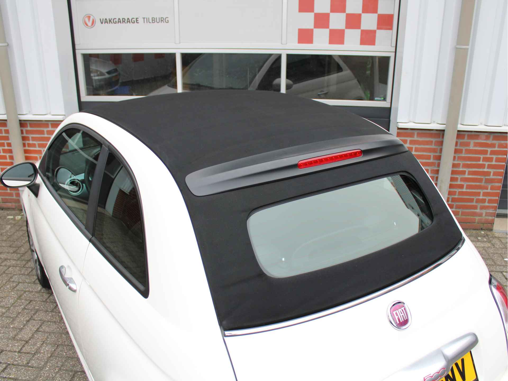 Fiat 500C 1.2 Lounge Sport Airco/Bluetooth/Halfleer/16inchLMV - 33/50