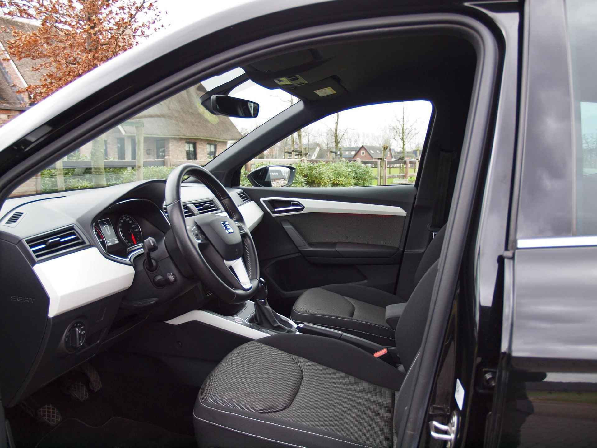 SEAT Arona 1.0 TSI Xcellence Business Intense Apple Carplay | LED | Camera | PDC | Cruise Control | NL-Auto | - 3/33