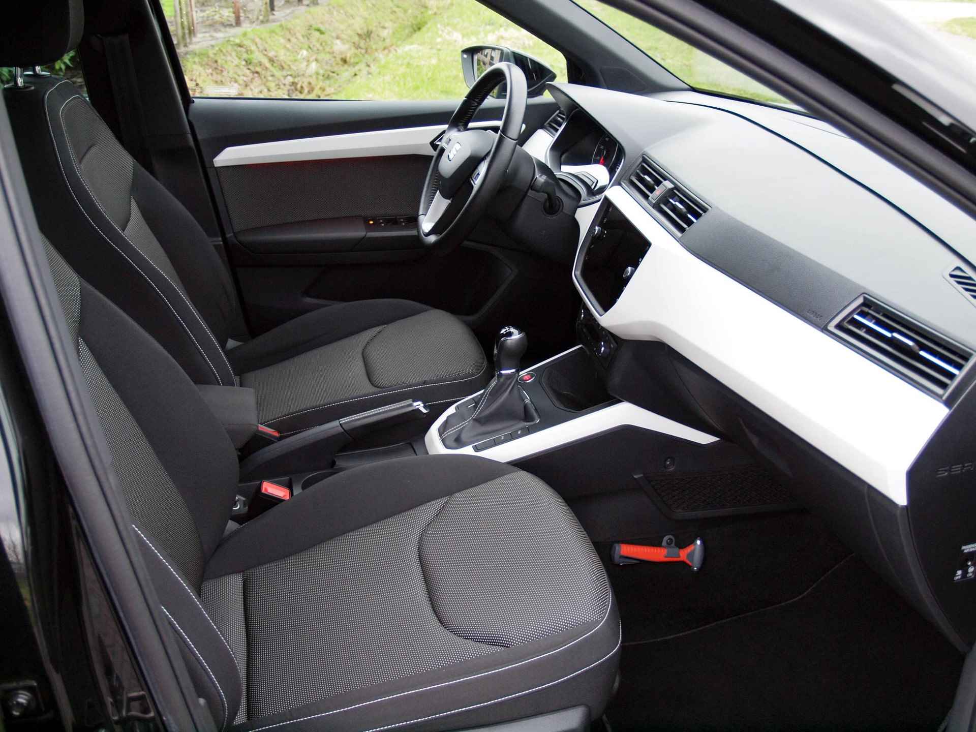 SEAT Arona 1.0 TSI Xcellence Business Intense Apple Carplay | LED | Camera | PDC | Cruise Control | NL-Auto | - 15/33