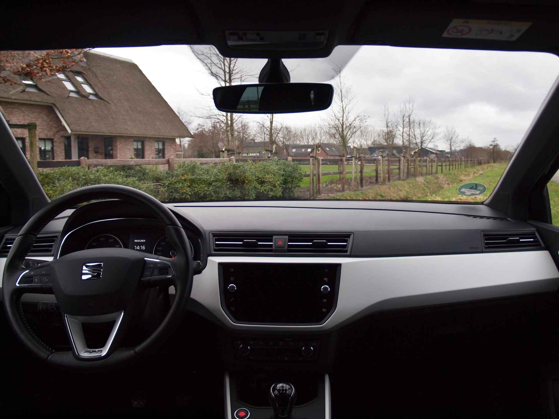 SEAT Arona 1.0 TSI Xcellence Business Intense Apple Carplay | LED | Camera | PDC | Cruise Control | NL-Auto | - 16/33