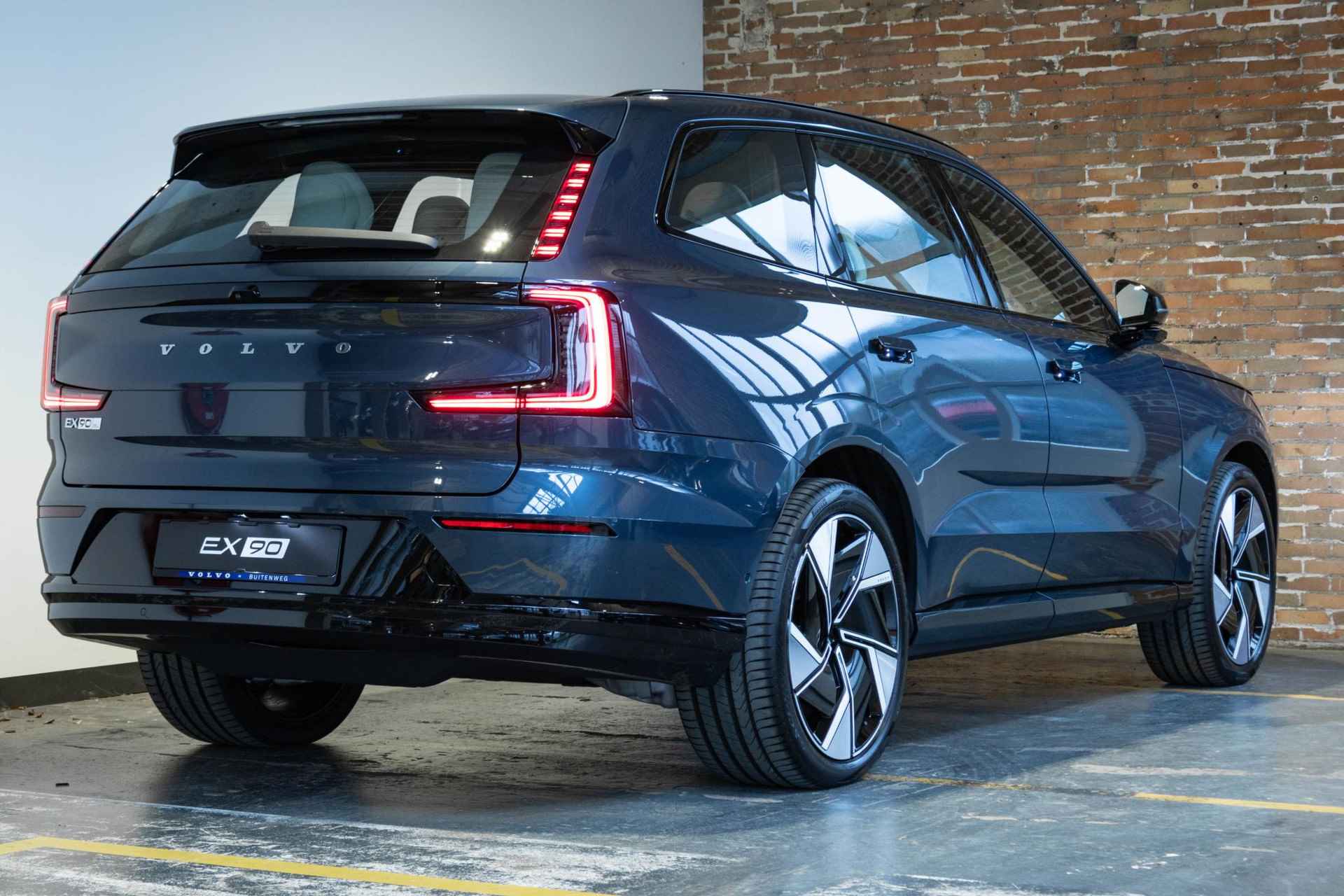 Volvo EX90 Twin Motor Performance Ultra 7p. 111 kWh | Bowers & Wilkins Premium Audio | 22" Lichtmetalen Wielen | Park Pilot Assist | Actieve Luchtvering | Stuurverwarming | - 4/54