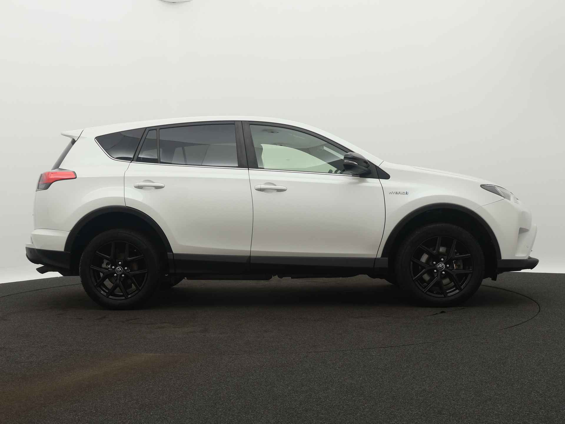 Toyota RAV4 2.5 Hybrid 2WD Dynamic Limited - 16/44