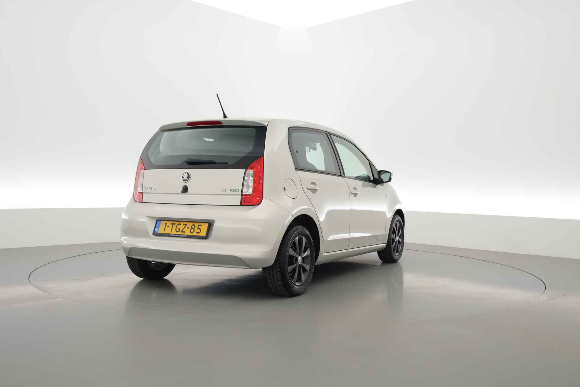 Škoda Citigo 1.0 Greentech Drive | Navi | Cruise. | Airco | 14" | Aux - 2/22