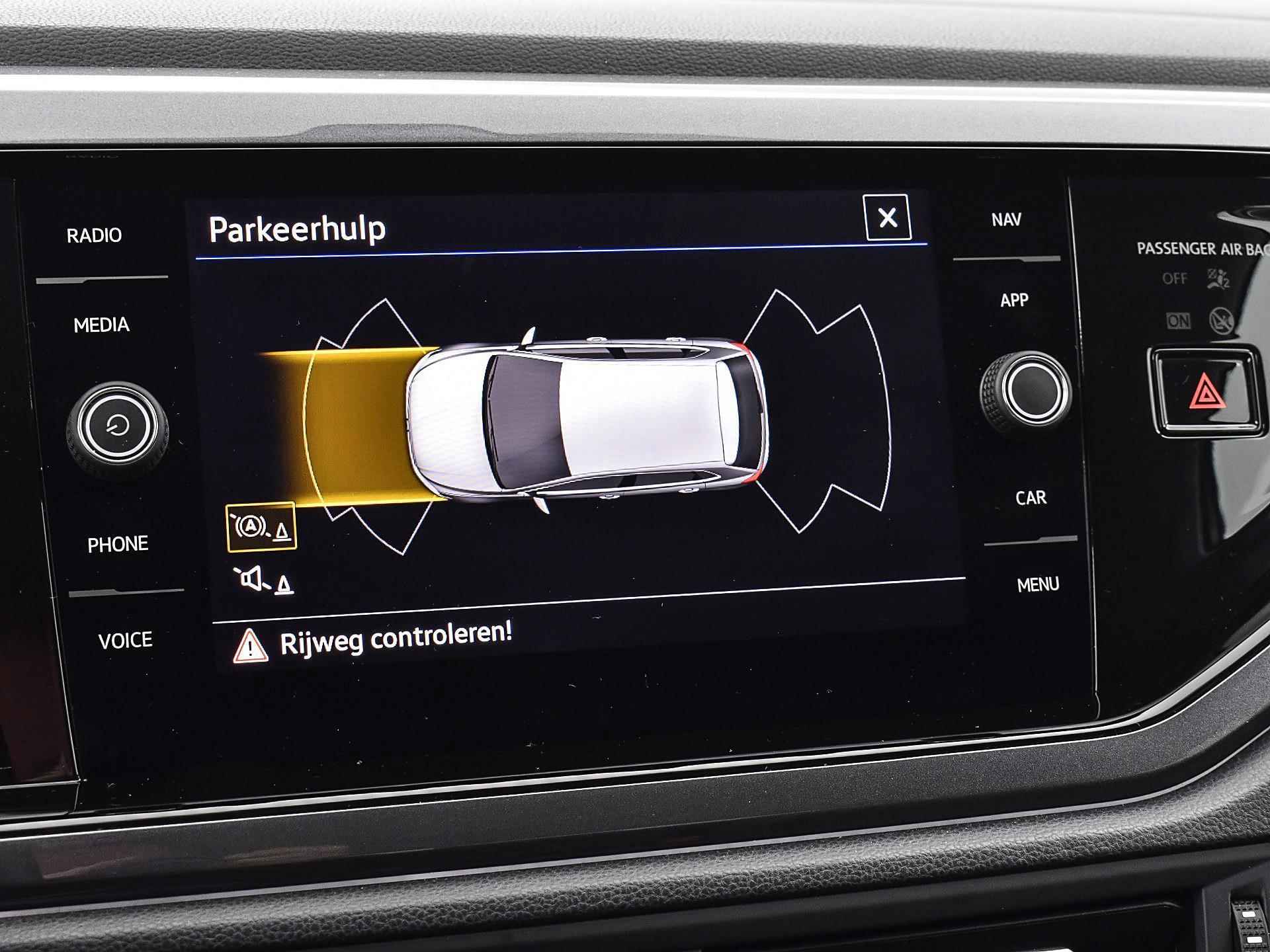 Volkswagen Polo 1.0 Tsi 95pk DSG Style | Navigatie | Climatronic | P-Sensoren | App-Connect | IQ.Light | 16'' Inch | Garantie t/m 15-02-2026 of 100.000km - 24/34
