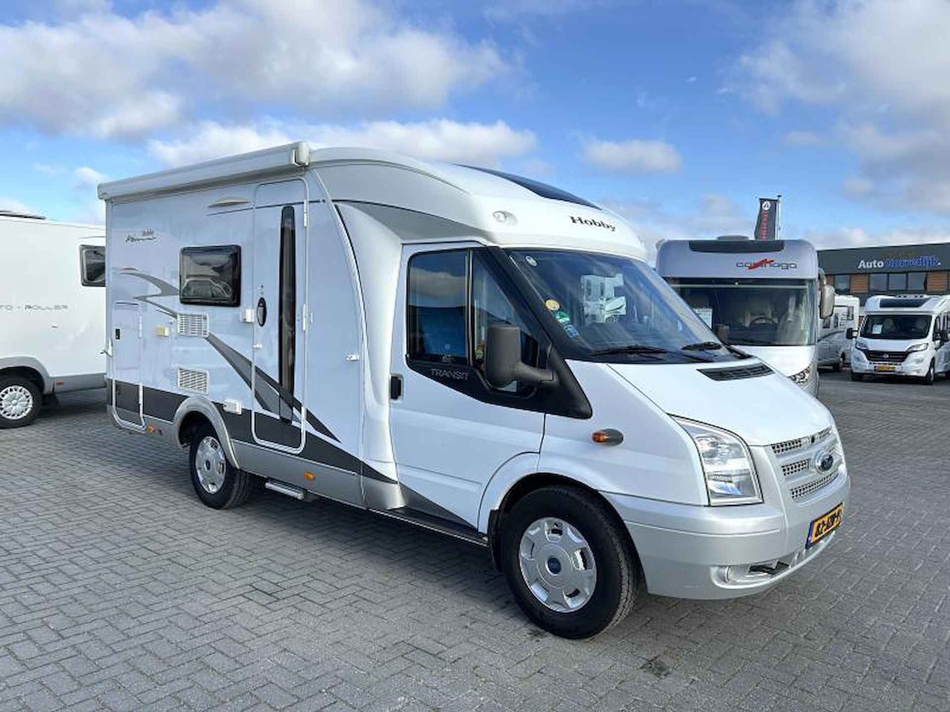 Hobby T 500 Dwarsbed/2007/6.0m/Euro-4 - 3/23