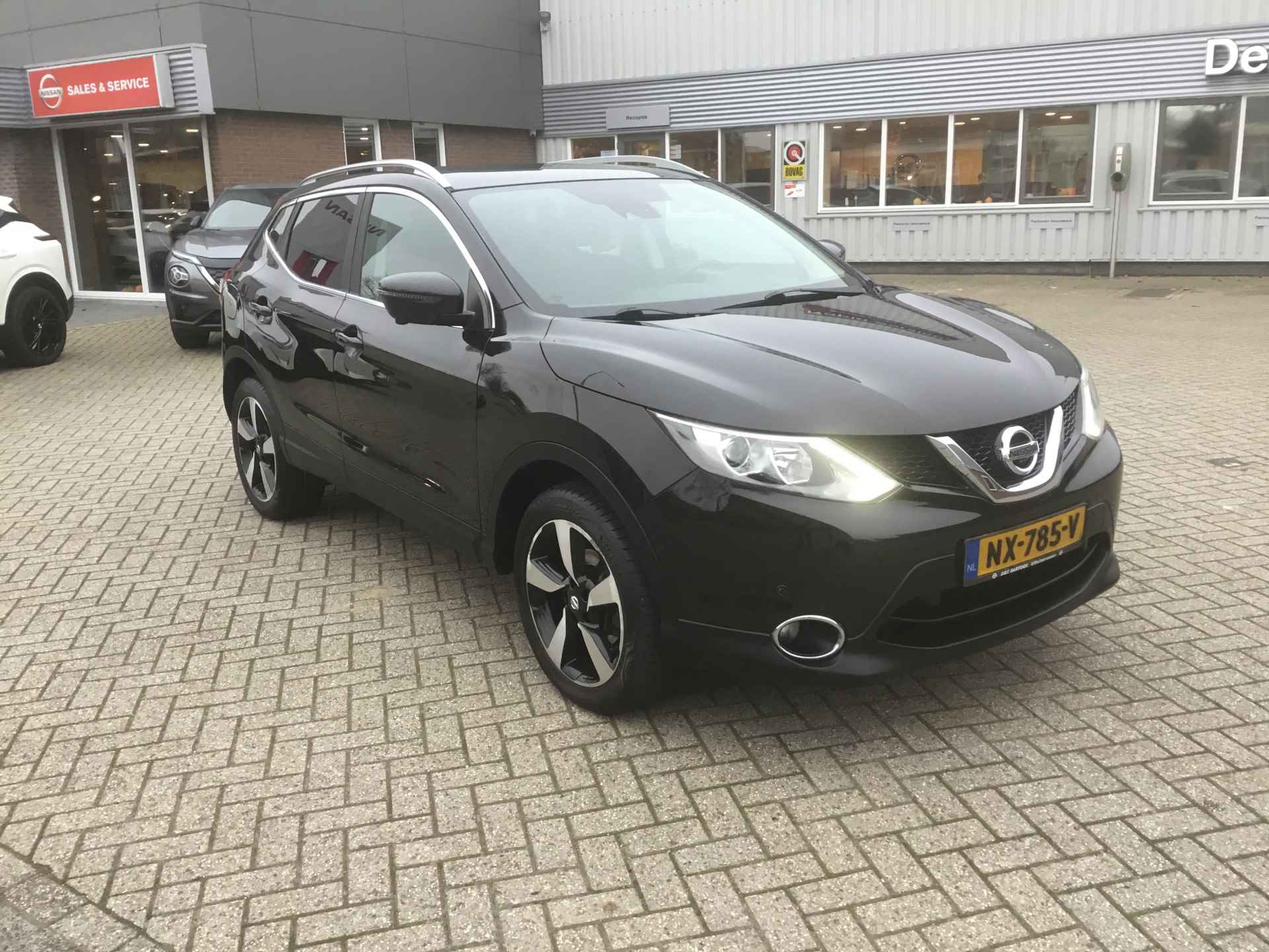 Nissan QASHQAI 1.6 DIG-T 160 N-Connecta+Design Pack - 4/35