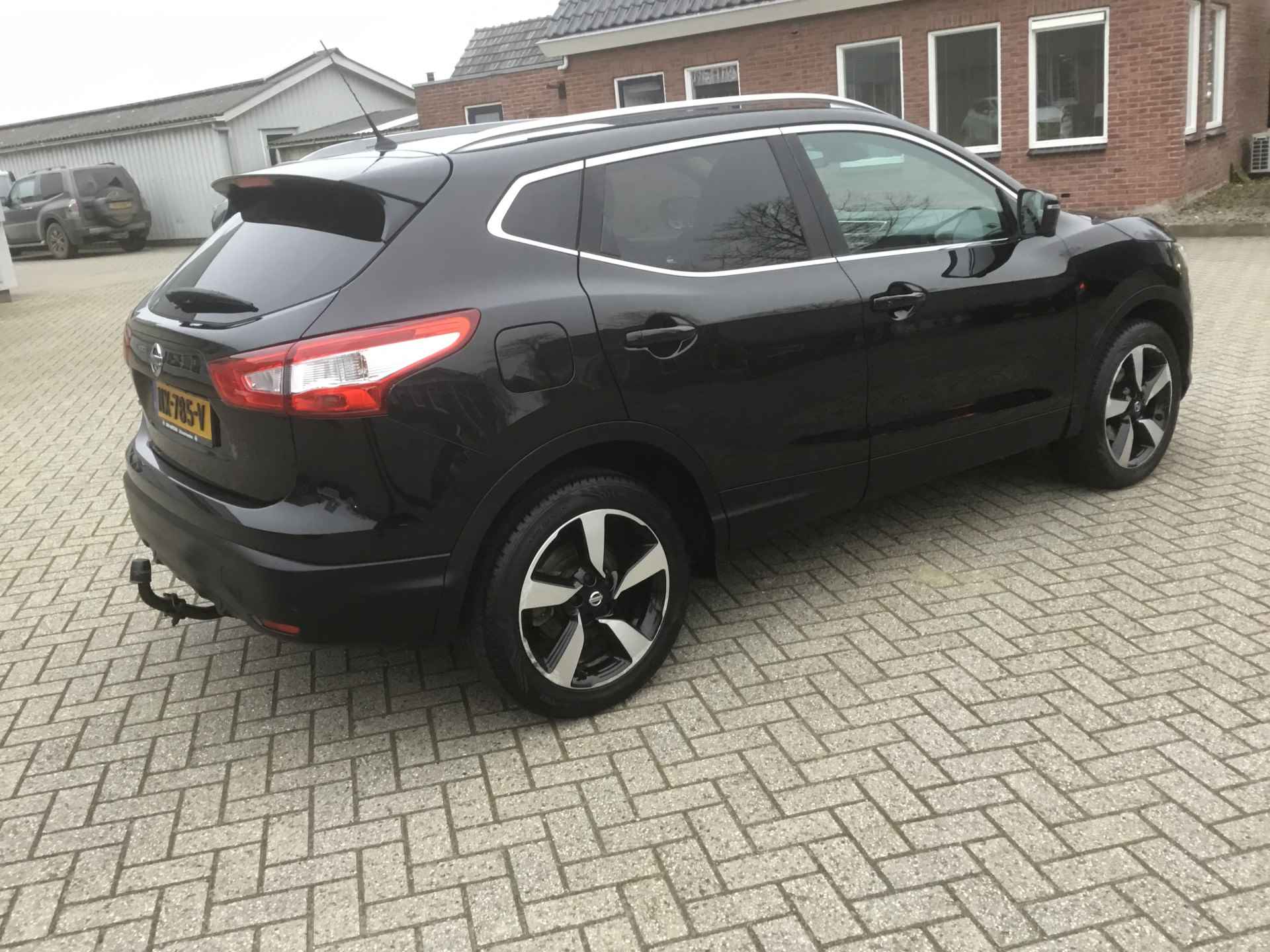 Nissan QASHQAI 1.6 DIG-T 160 N-Connecta+Design Pack - 5/35