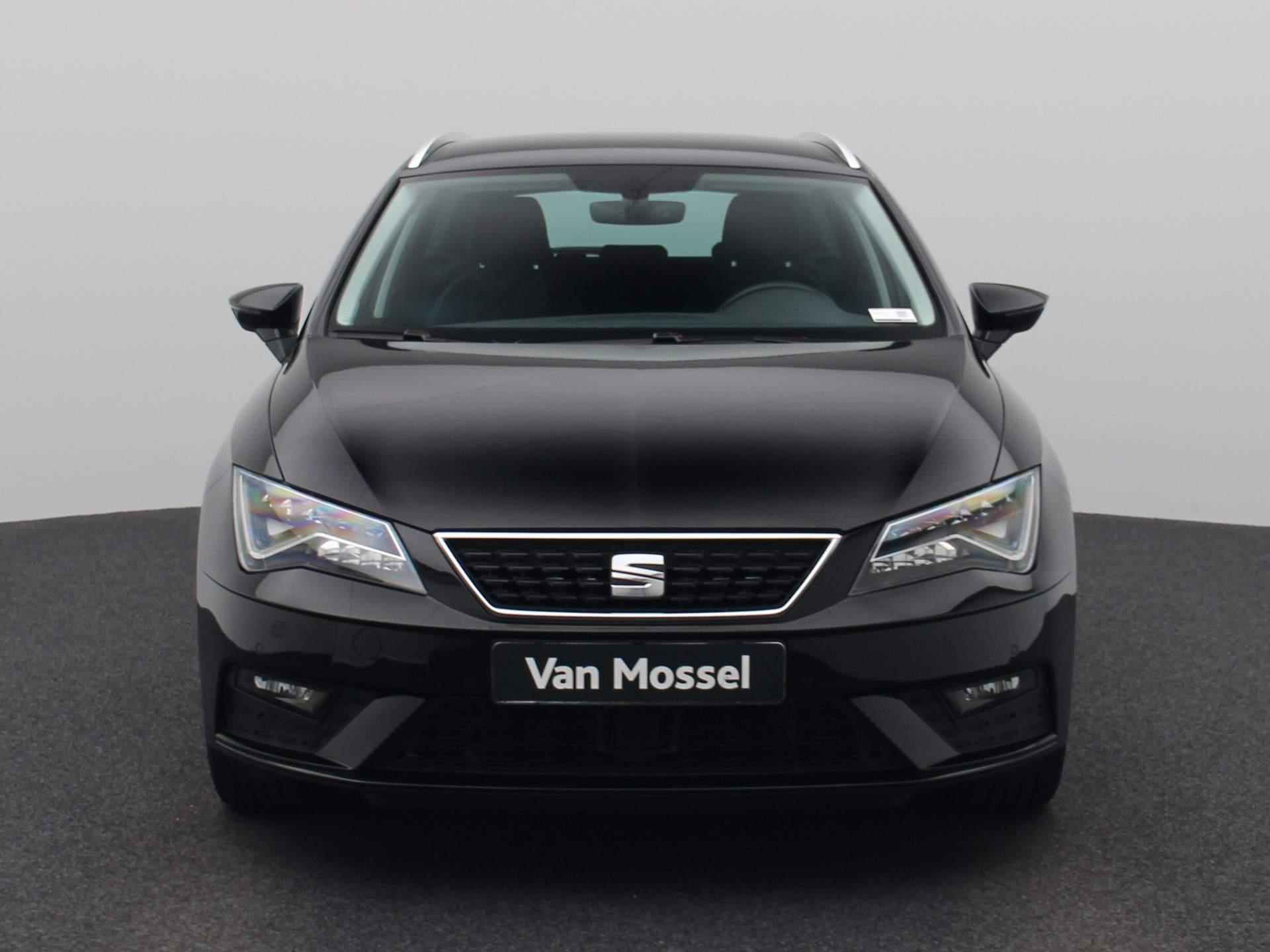 SEAT Leon ST 1.0 EcoTSI Style | Navigatie | LED | Parkeersensoren | Climate Control - 4/35
