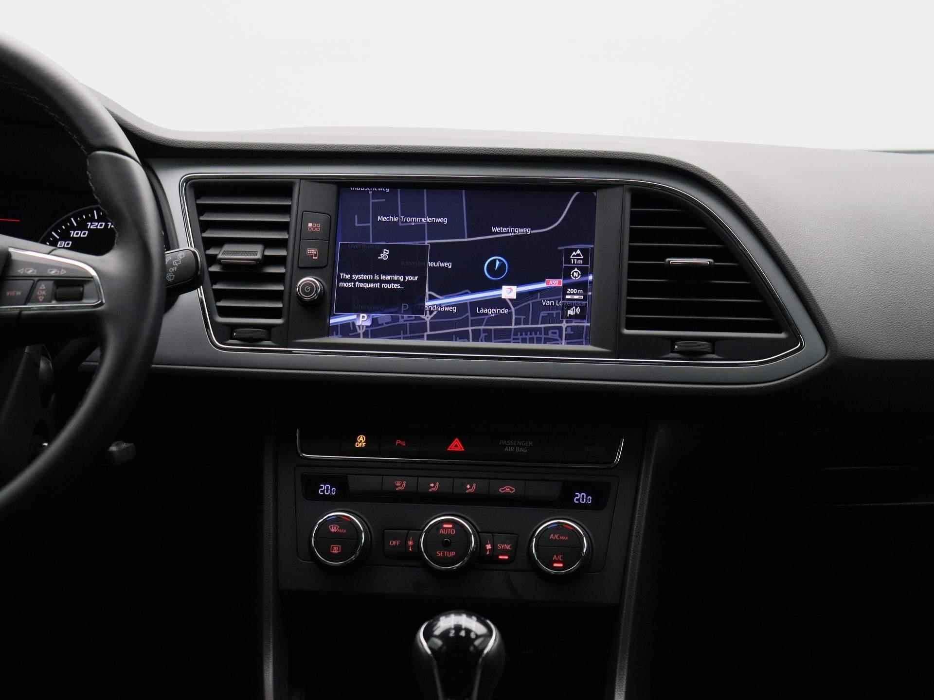 SEAT Leon ST 1.0 EcoTSI Style | Navigatie | LED | Parkeersensoren | Climate Control - 10/35