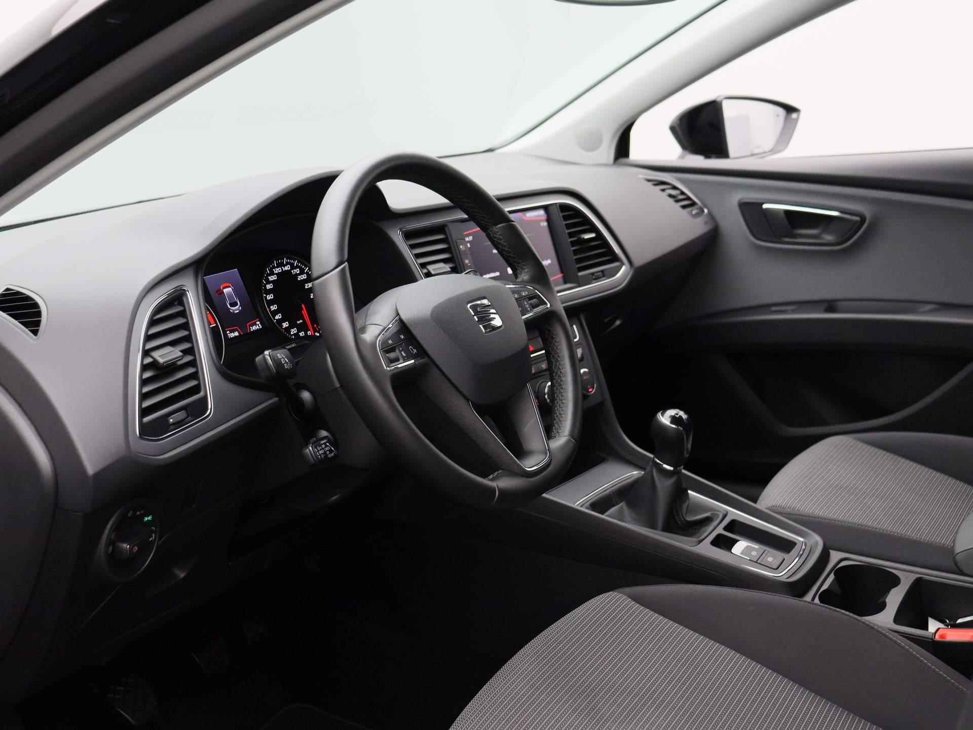 SEAT Leon ST 1.0 EcoTSI Style | Navigatie | LED | Parkeersensoren | Climate Control - 28/35