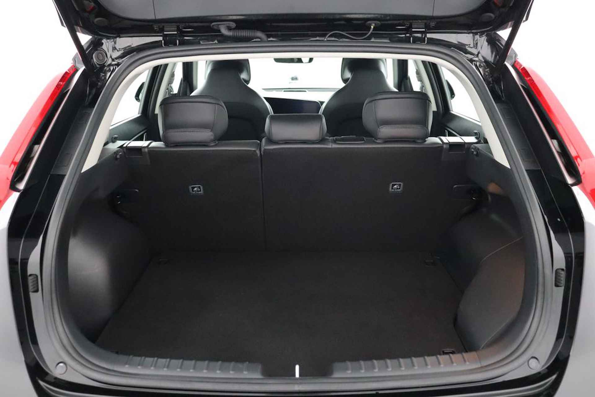 Kia Niro 1.6 GDi PHEV Edition - LED koplampen - Stoel en stuurwiel verwarming - Navigatie - Cruise Control Adaptief - Apple CarPlay / Android Auto -  Achteruitrijcamera - Fabrieksgarantie tot 12-2029 - 43/44
